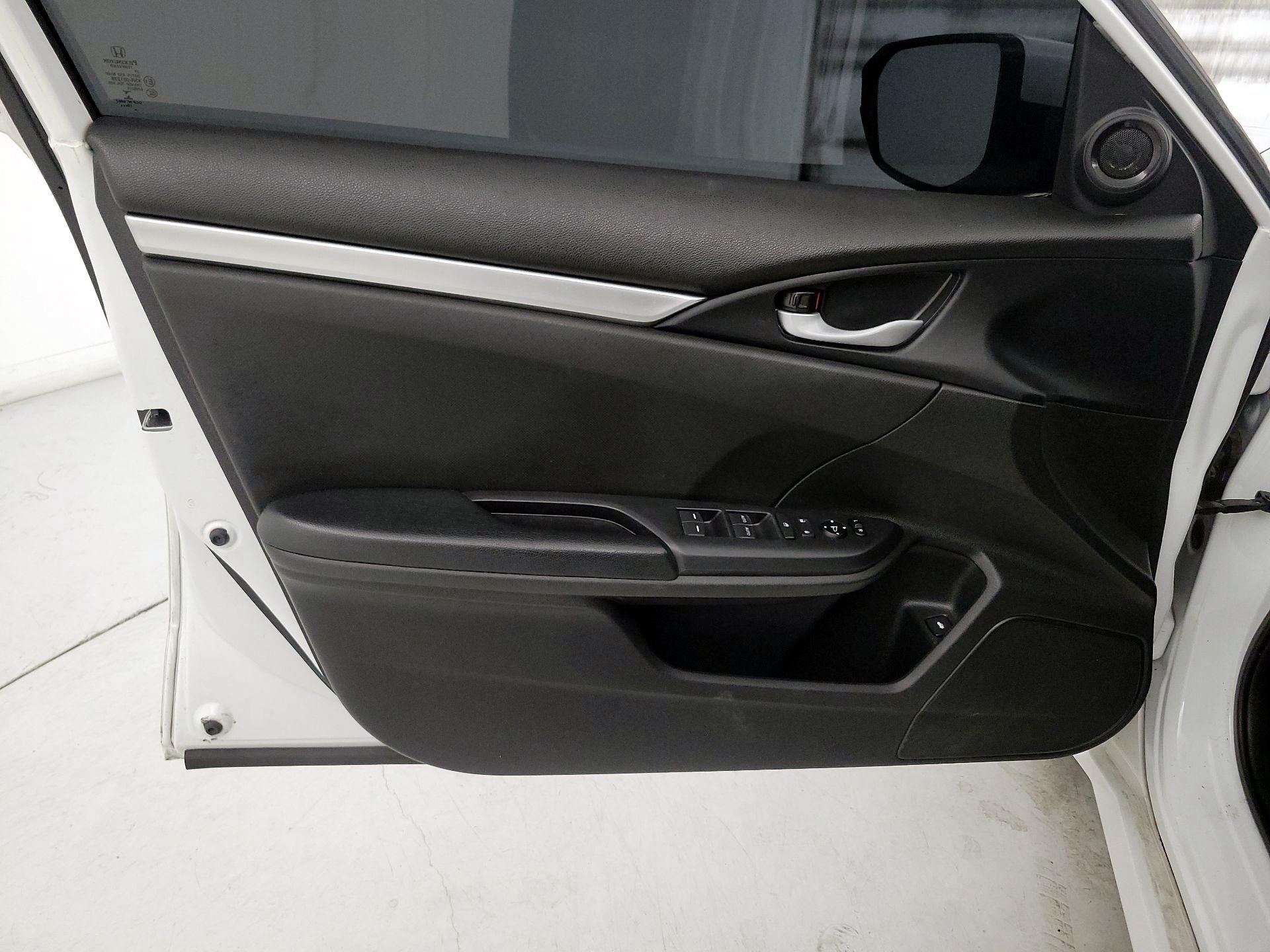 Thumbnail: 2020 Honda Civic - 12