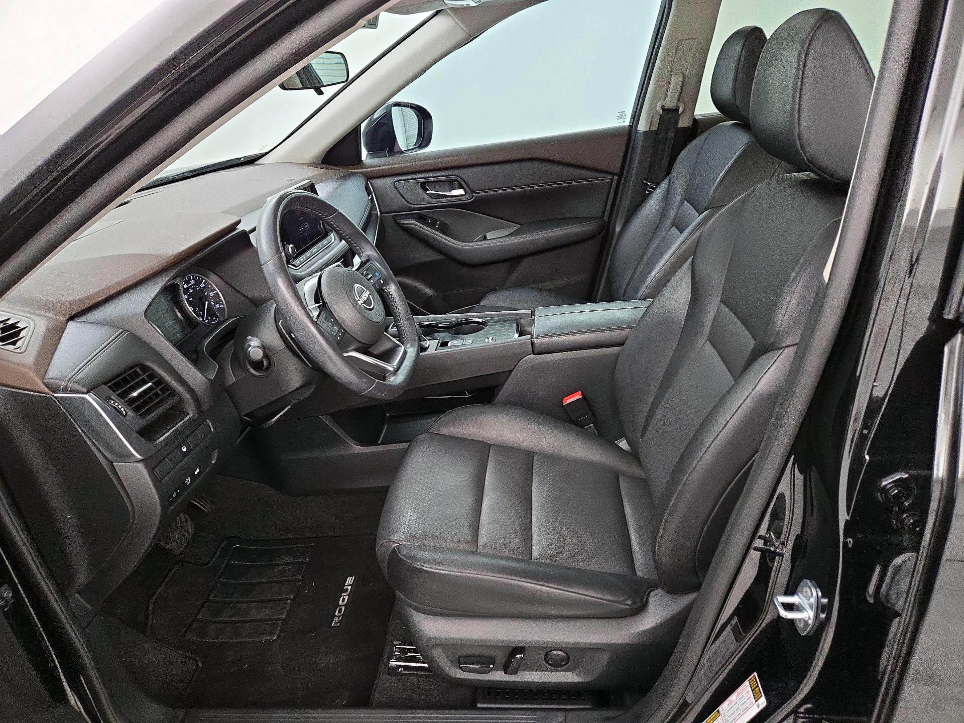 Thumbnail: 2023 Nissan Rogue - 11