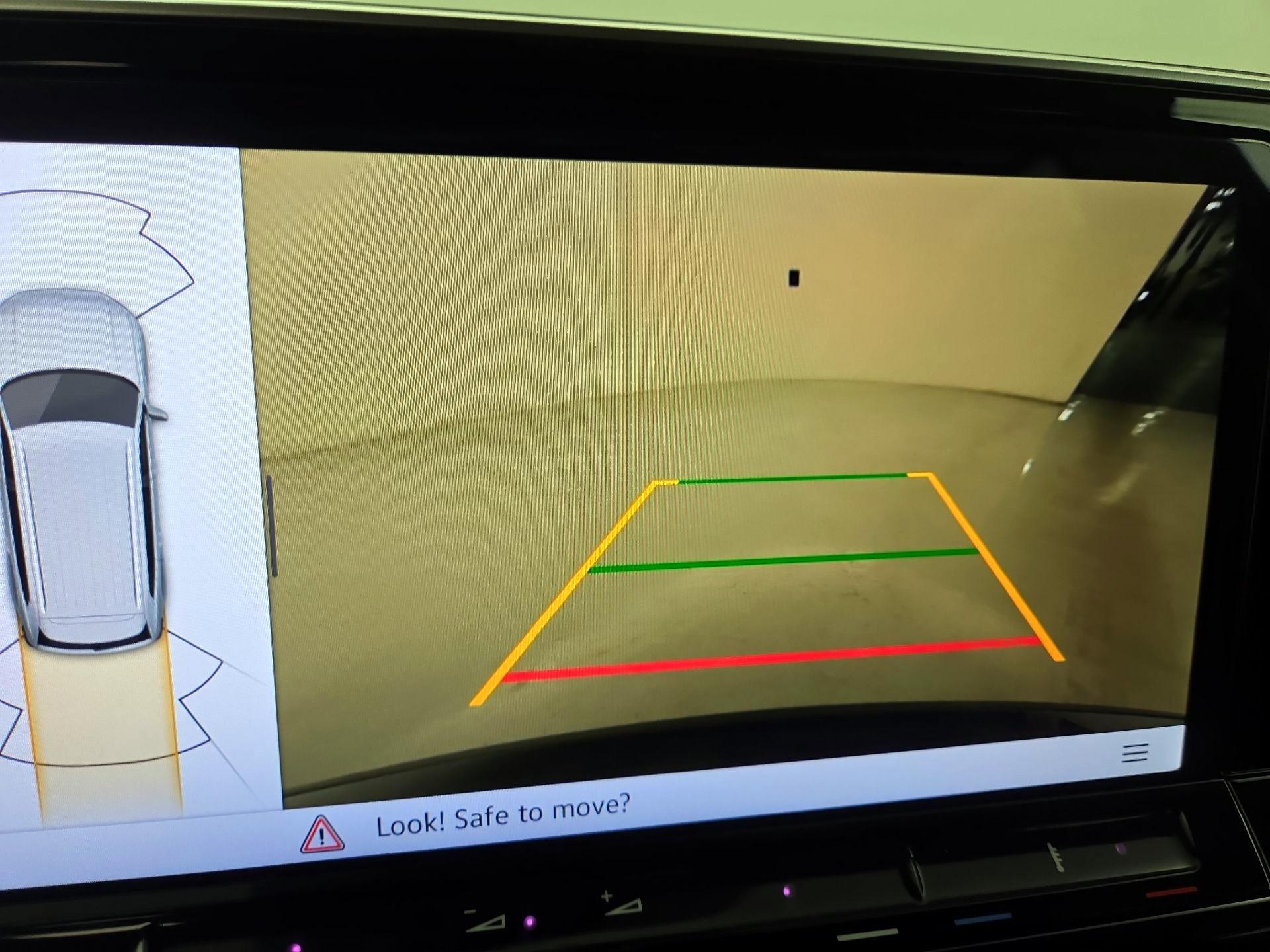 Thumbnail: 2024 Volkswagen Atlas - 14