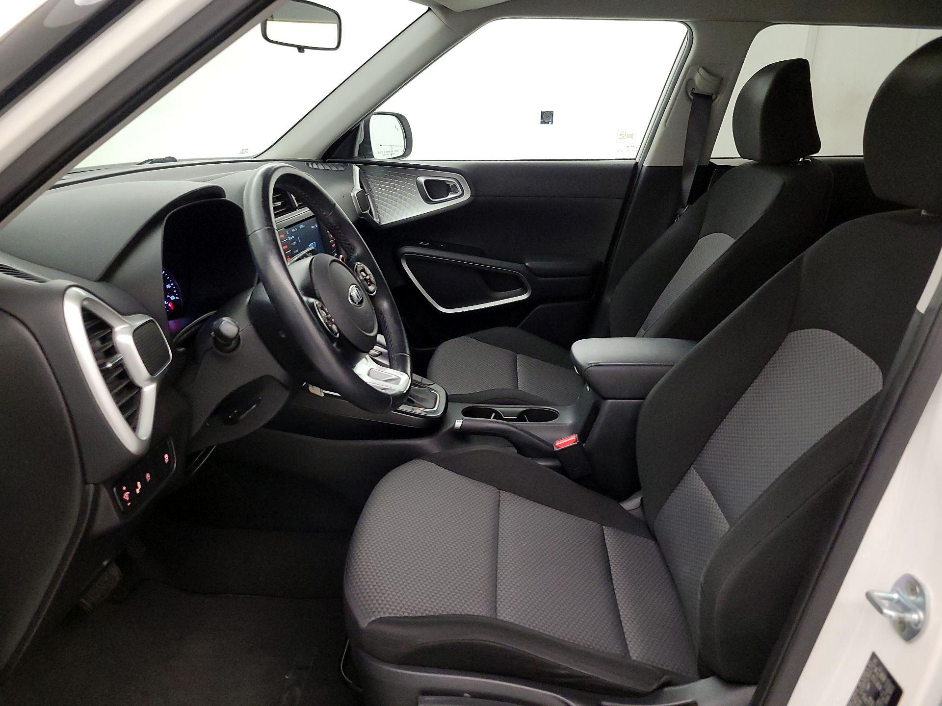 Thumbnail: 2020 Kia Soul - 11