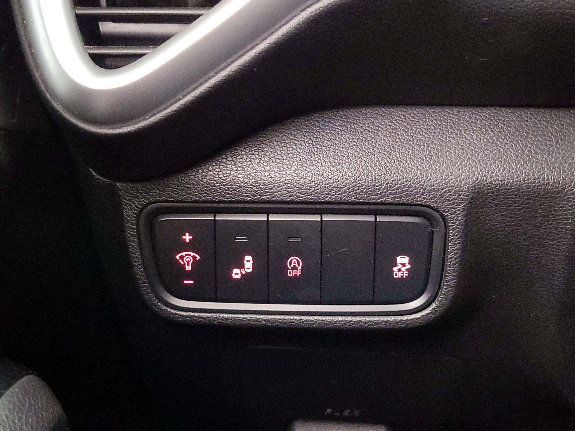 Thumbnail: 2020 Kia Soul - 13