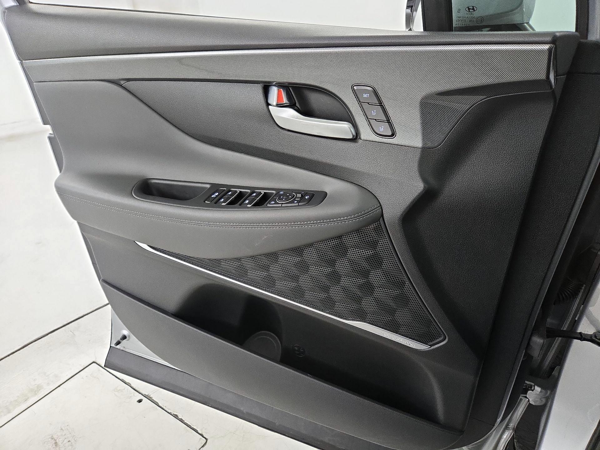 Thumbnail: 2023 Hyundai Santa Fe - 12