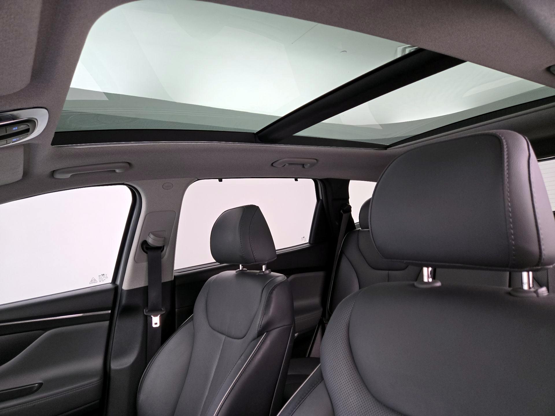 Thumbnail: 2023 Hyundai Santa Fe - 20