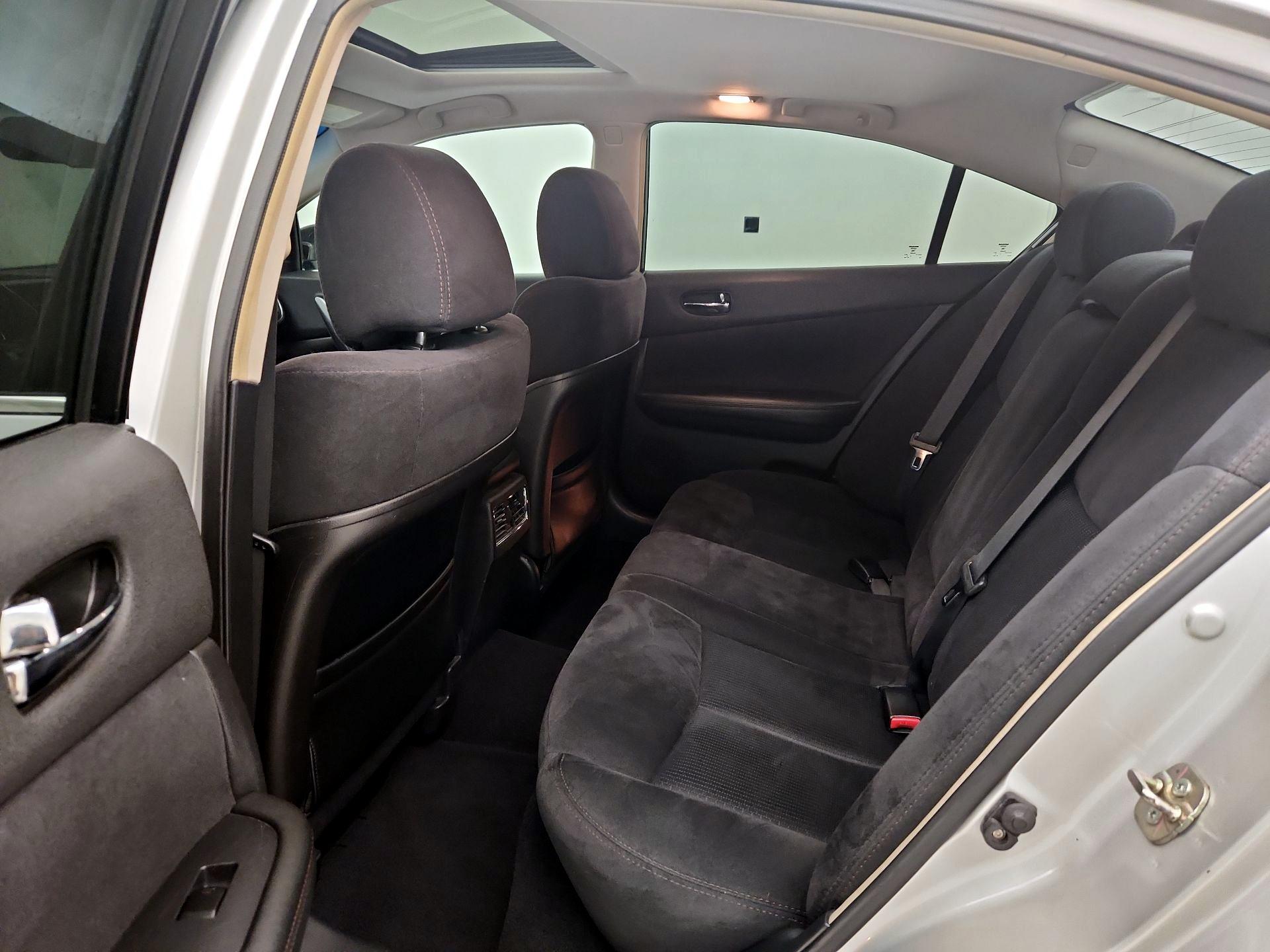 Thumbnail: 2014 Nissan Maxima - 17