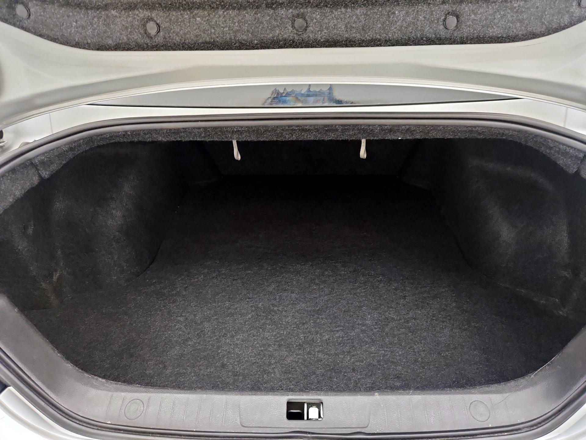 Thumbnail: 2014 Nissan Maxima - 18