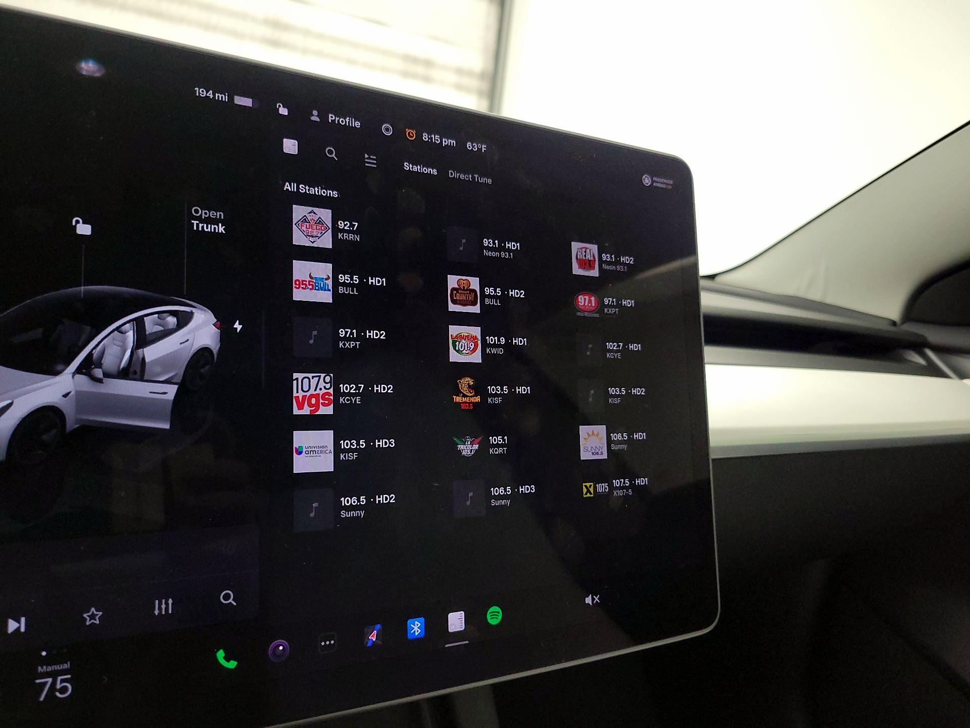 Thumbnail: 2023 Tesla Model 3 - 15