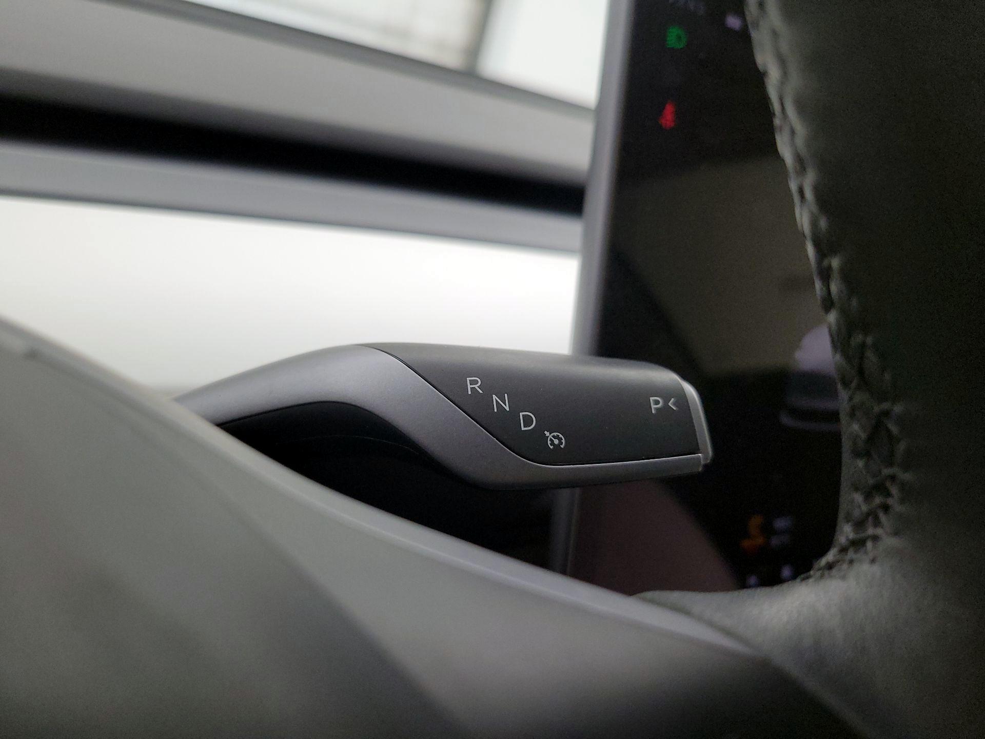 Thumbnail: 2023 Tesla Model 3 - 17