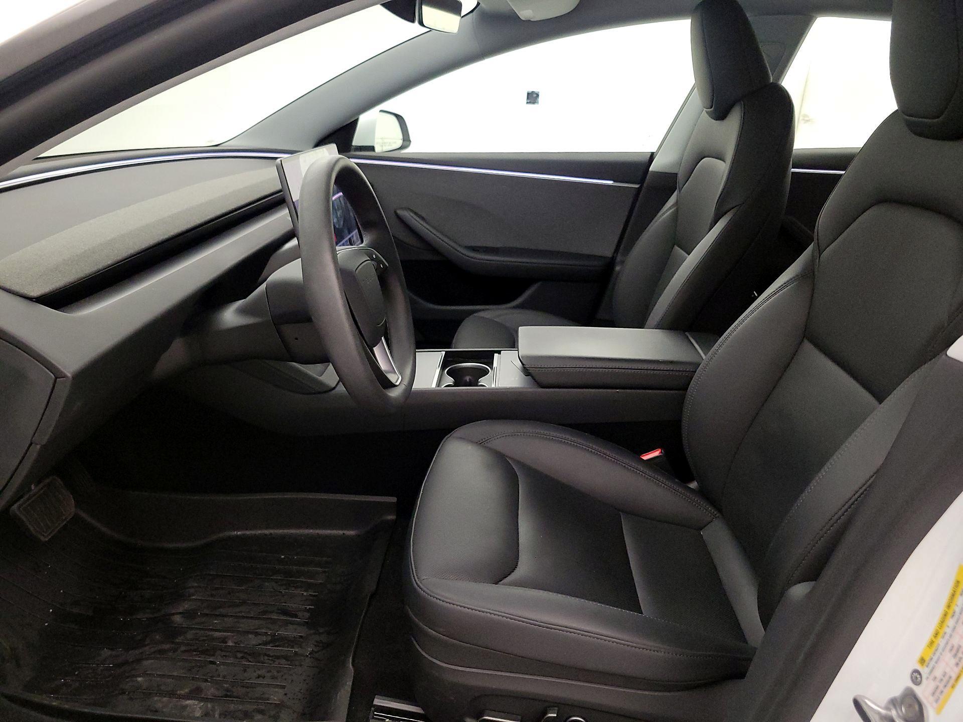 Thumbnail: 2025 Tesla Model 3 - 11