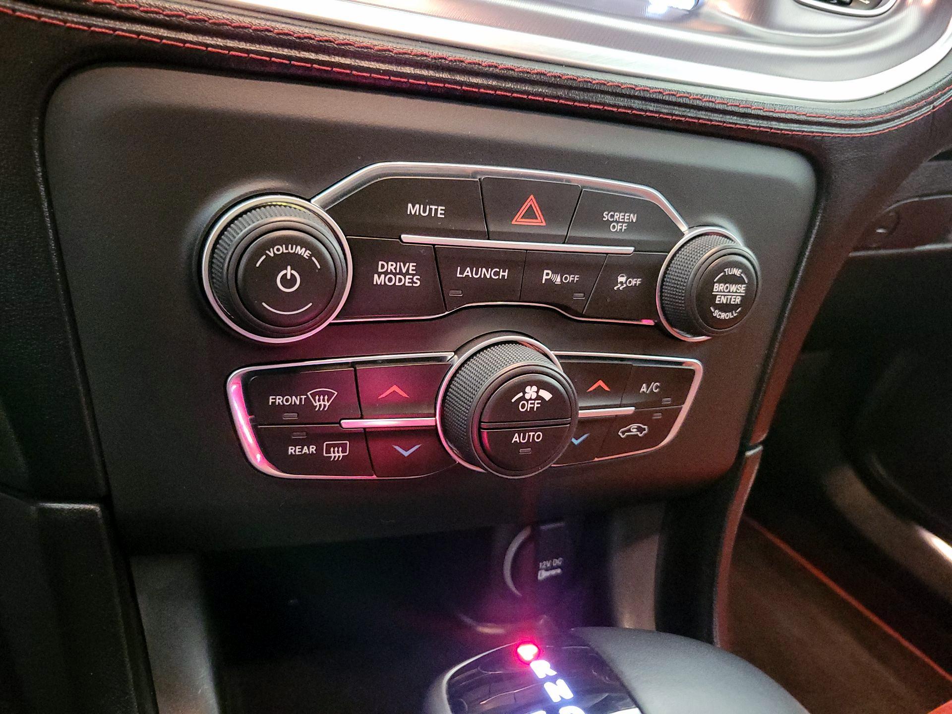 Thumbnail: 2019 Dodge Charger - 17