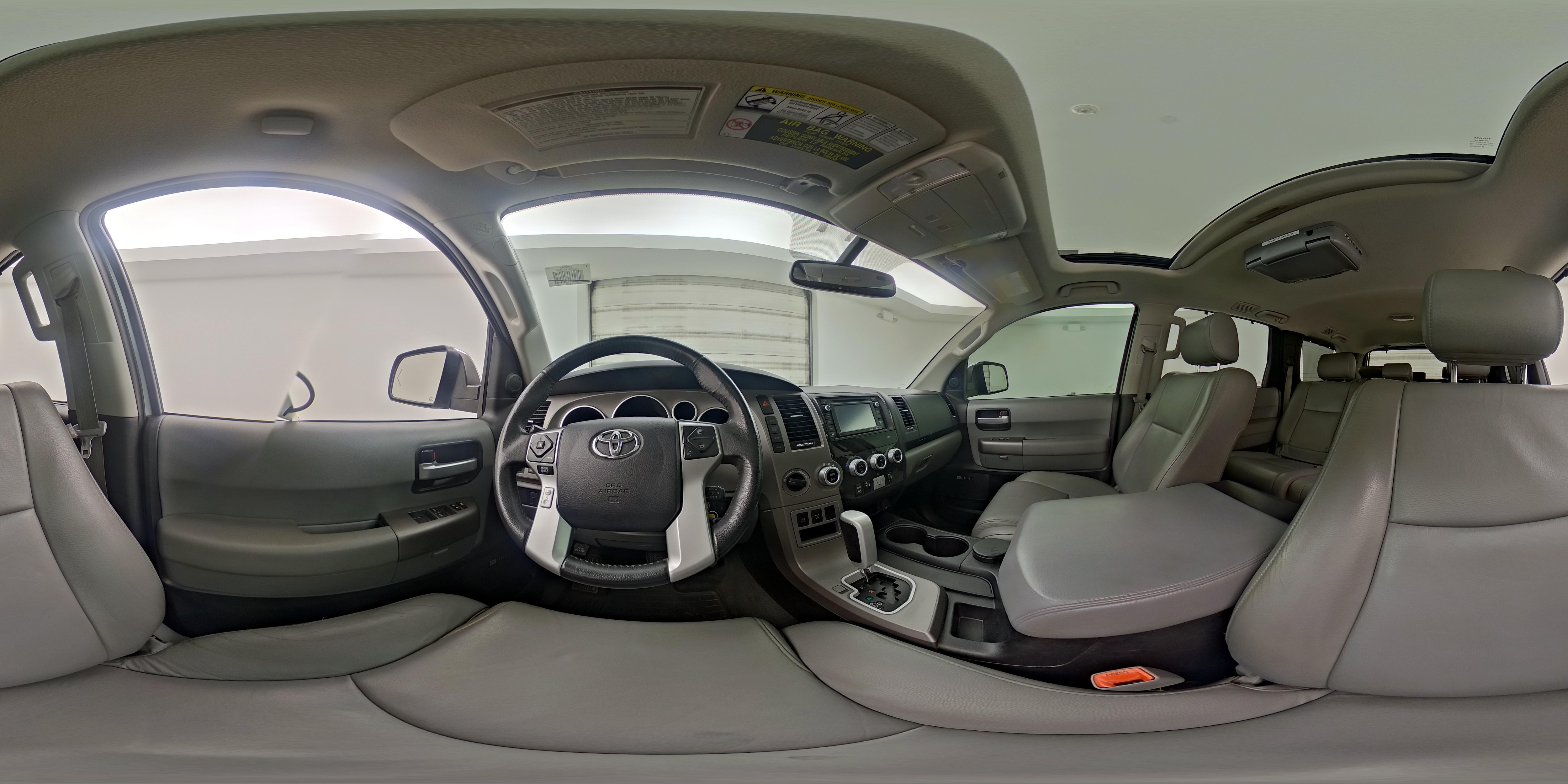 2014 Toyota Sequoia Limited - Photo 27