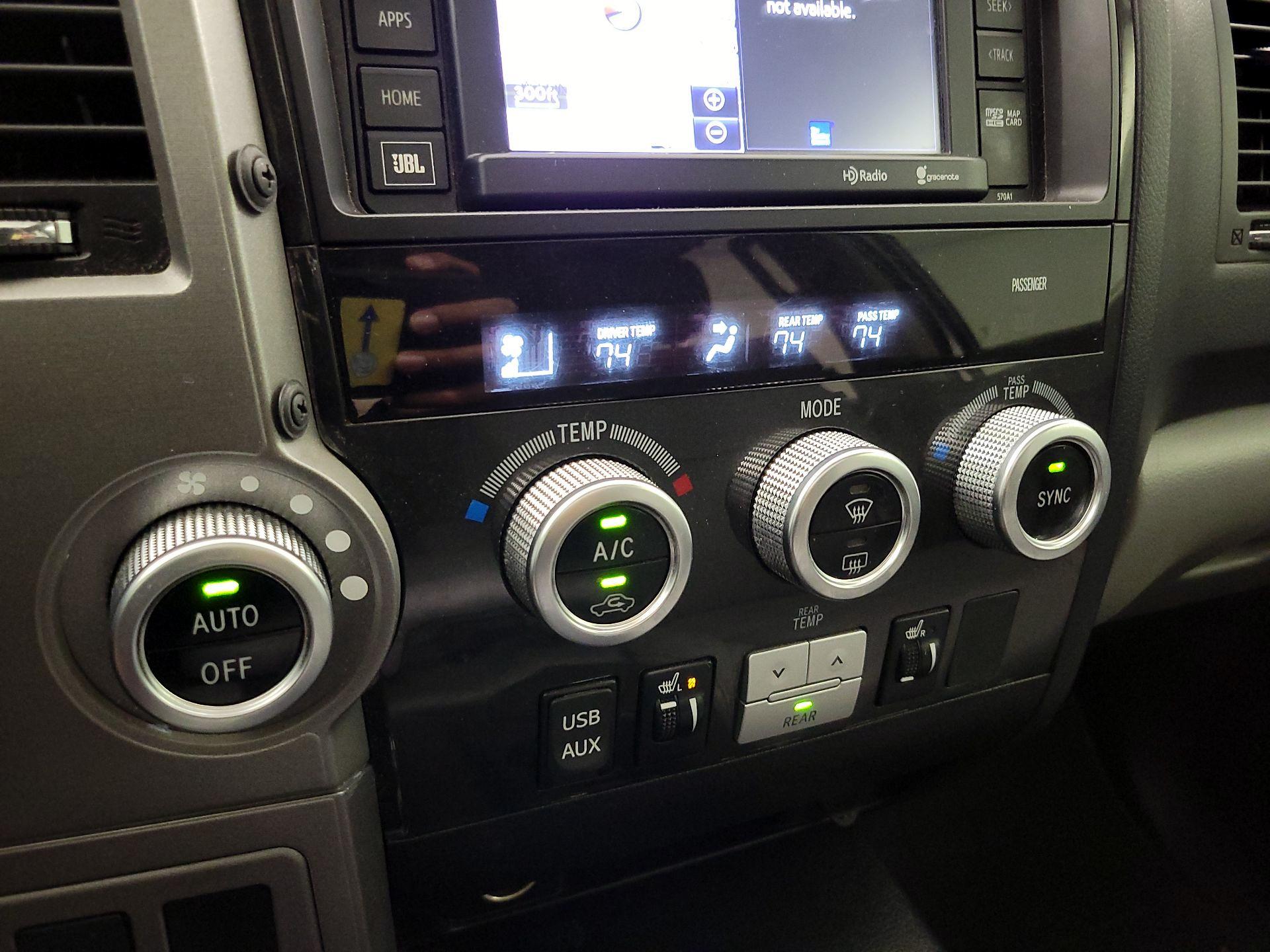 Thumbnail: 2014 Toyota Sequoia - 16