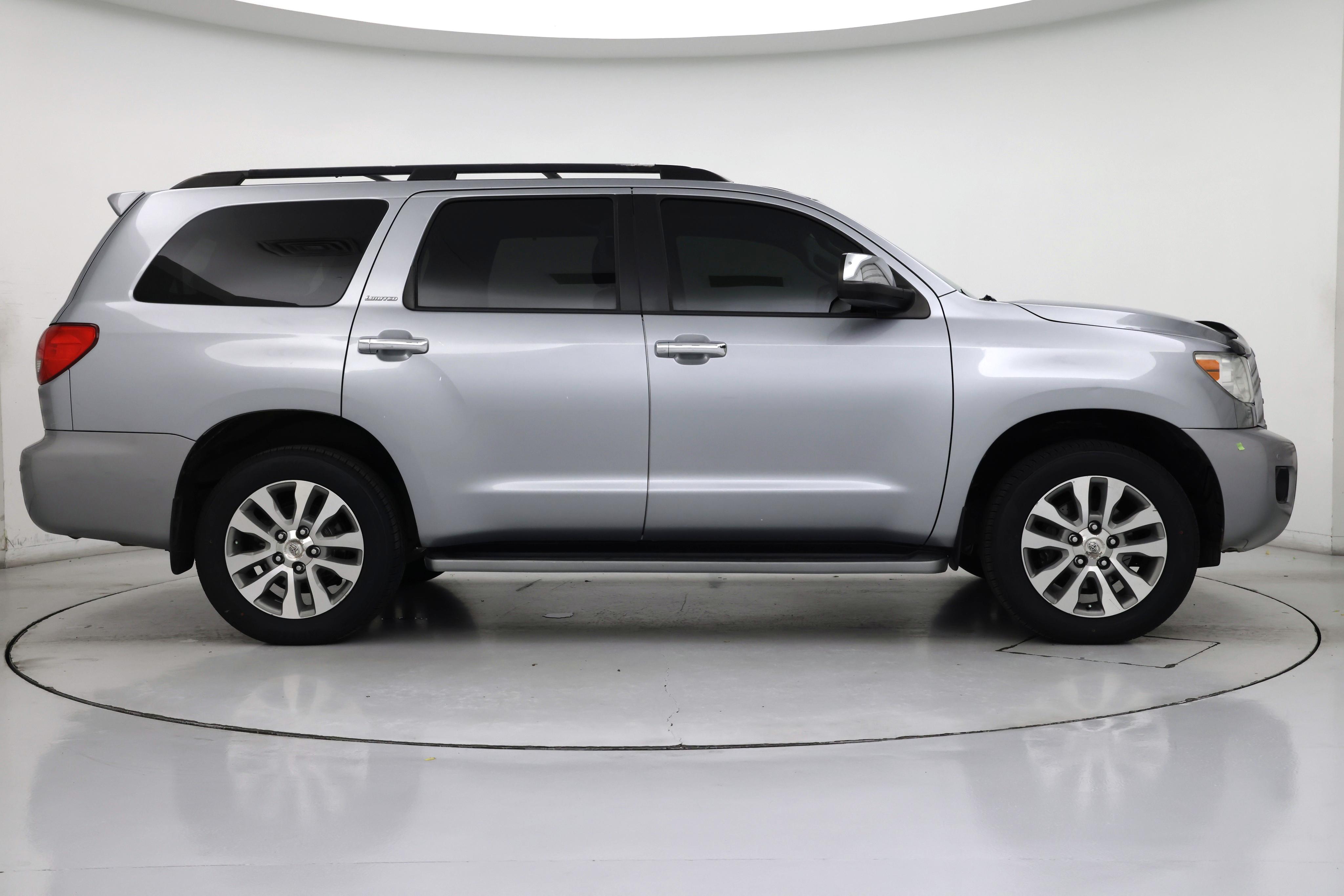 Thumbnail: 2014 Toyota Sequoia - 7