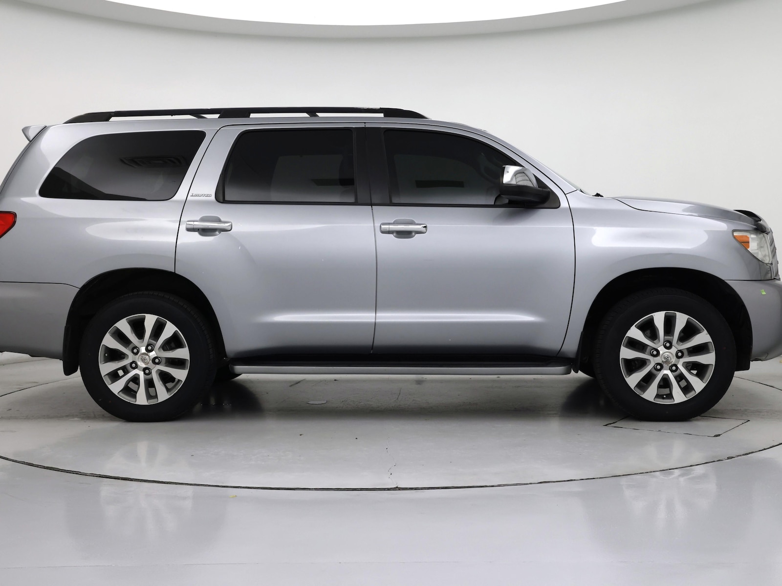 2014 Toyota Sequoia Limited - Photo 8