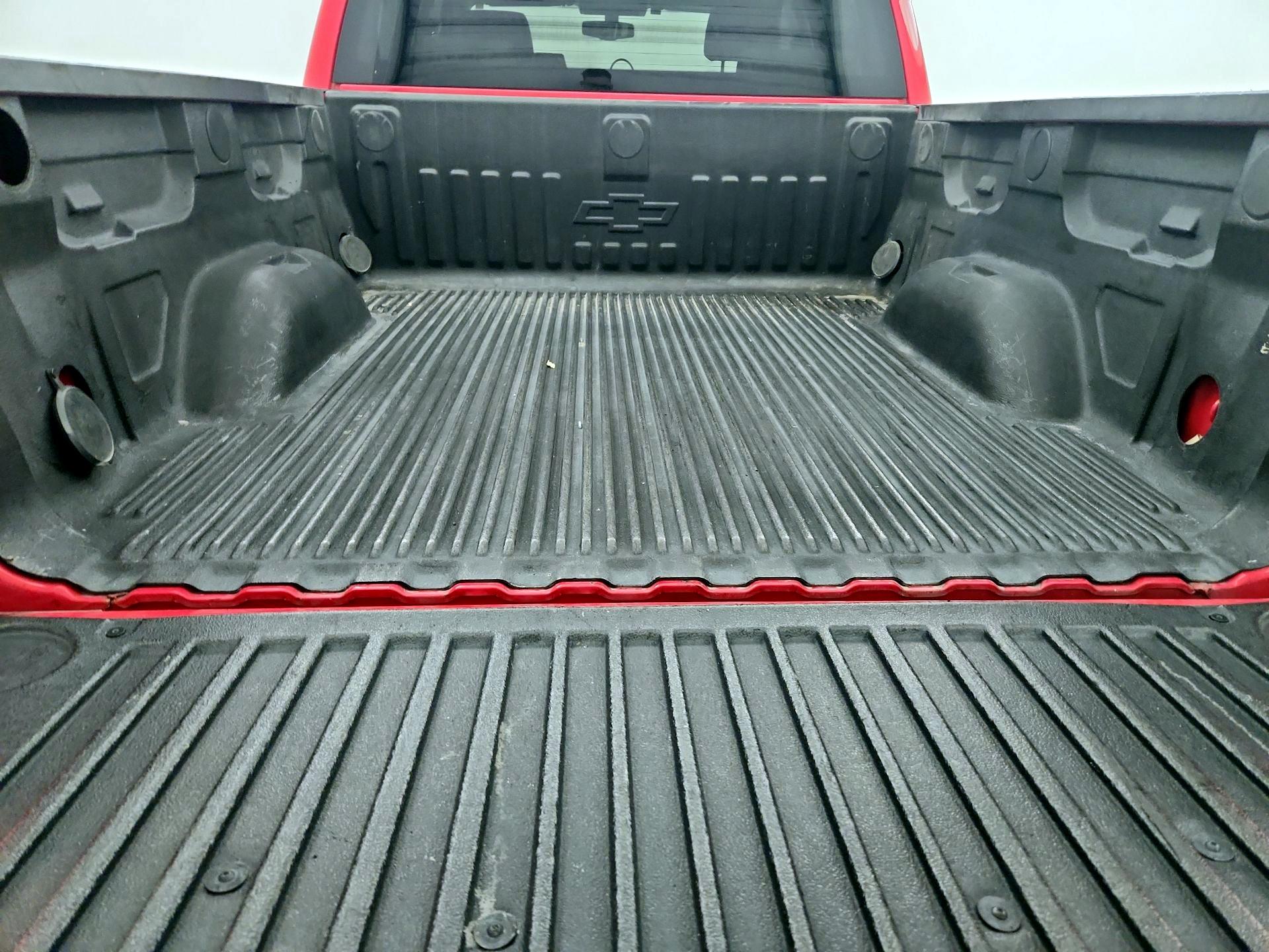 Thumbnail: 2018 Chevrolet Silverado 1500 - 20