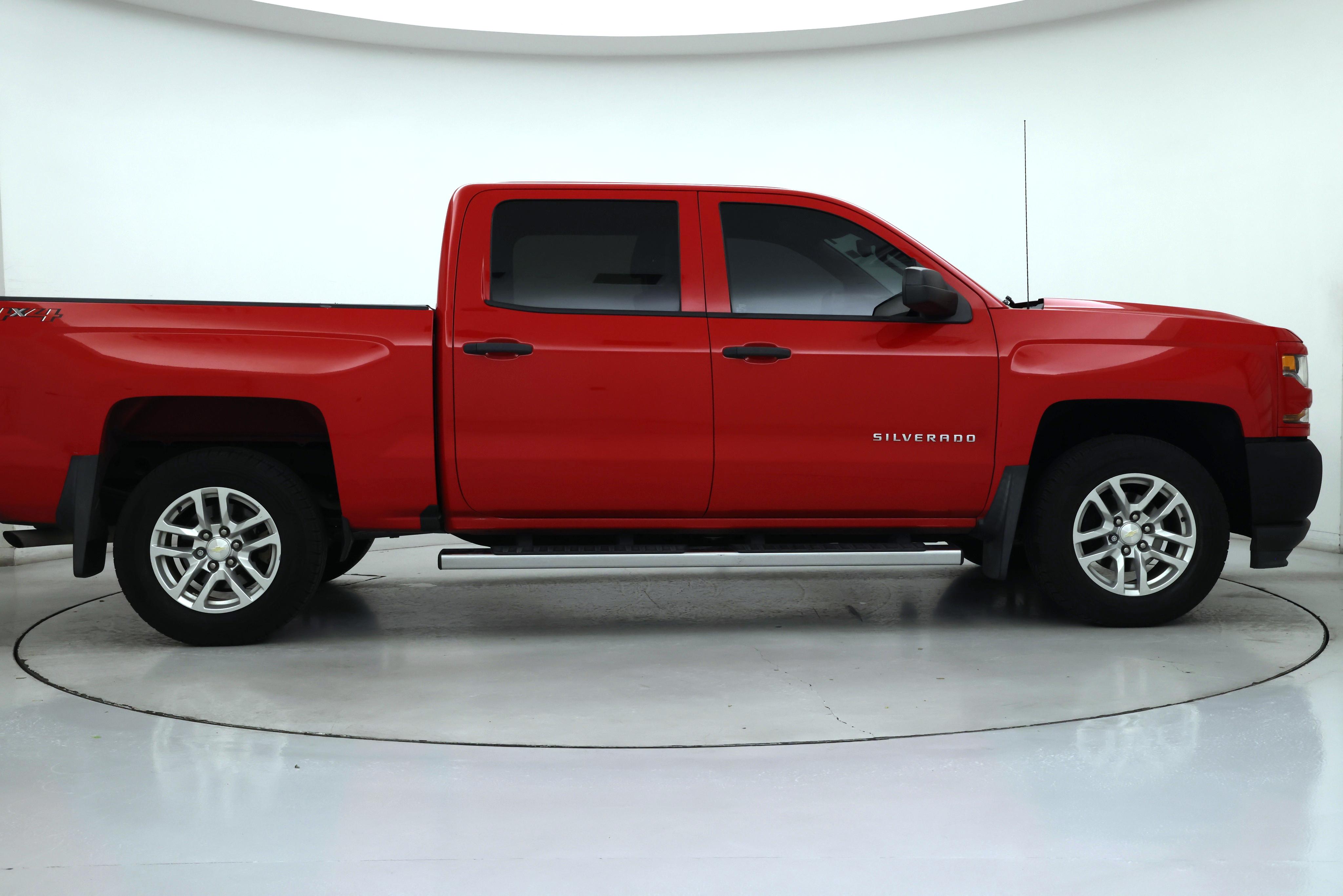 Thumbnail: 2018 Chevrolet Silverado 1500 - 7