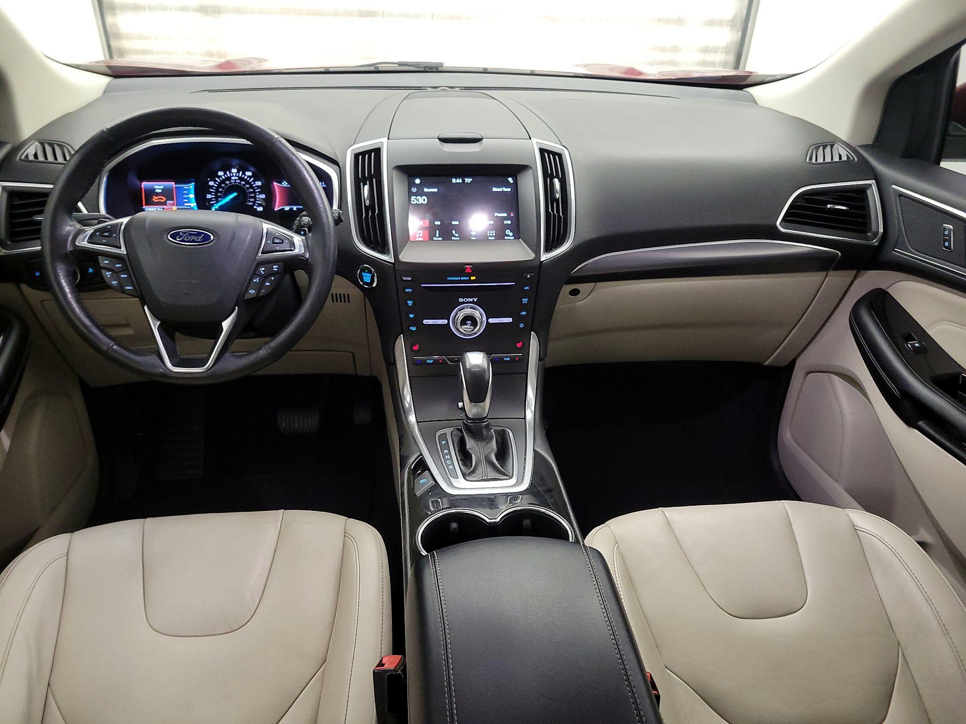 Thumbnail: 2017 Ford Edge - 9