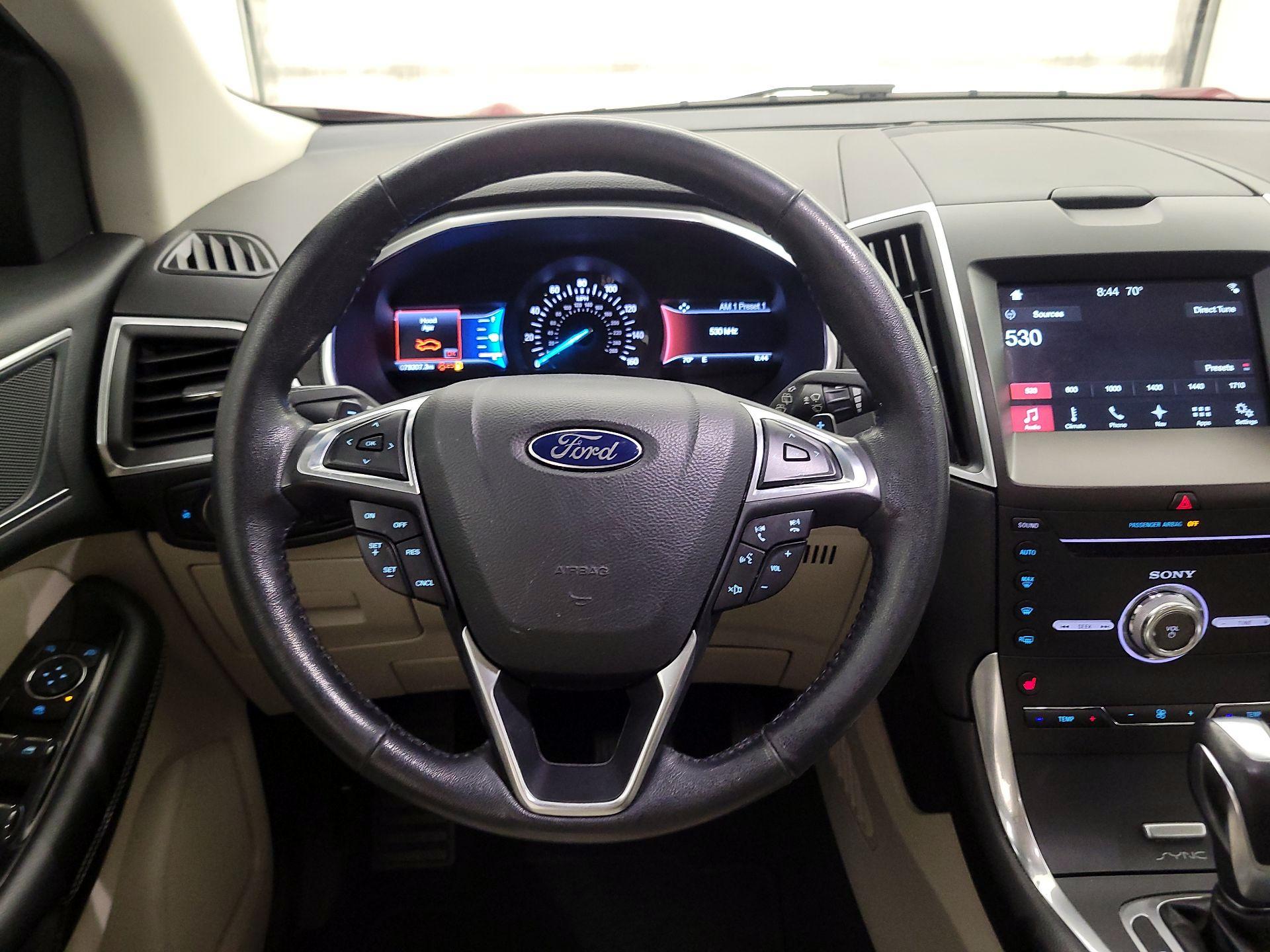 Thumbnail: 2017 Ford Edge - 10
