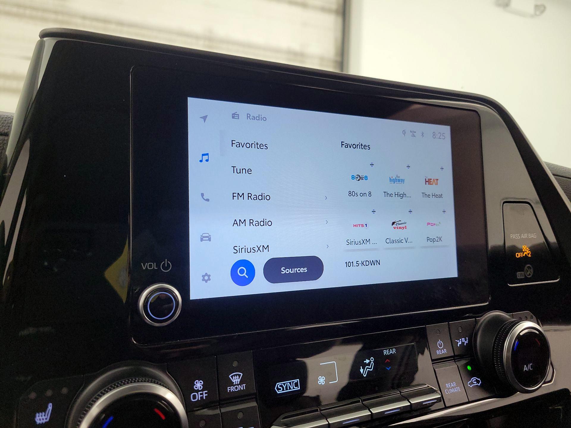 Thumbnail: 2024 Toyota Highlander - 15