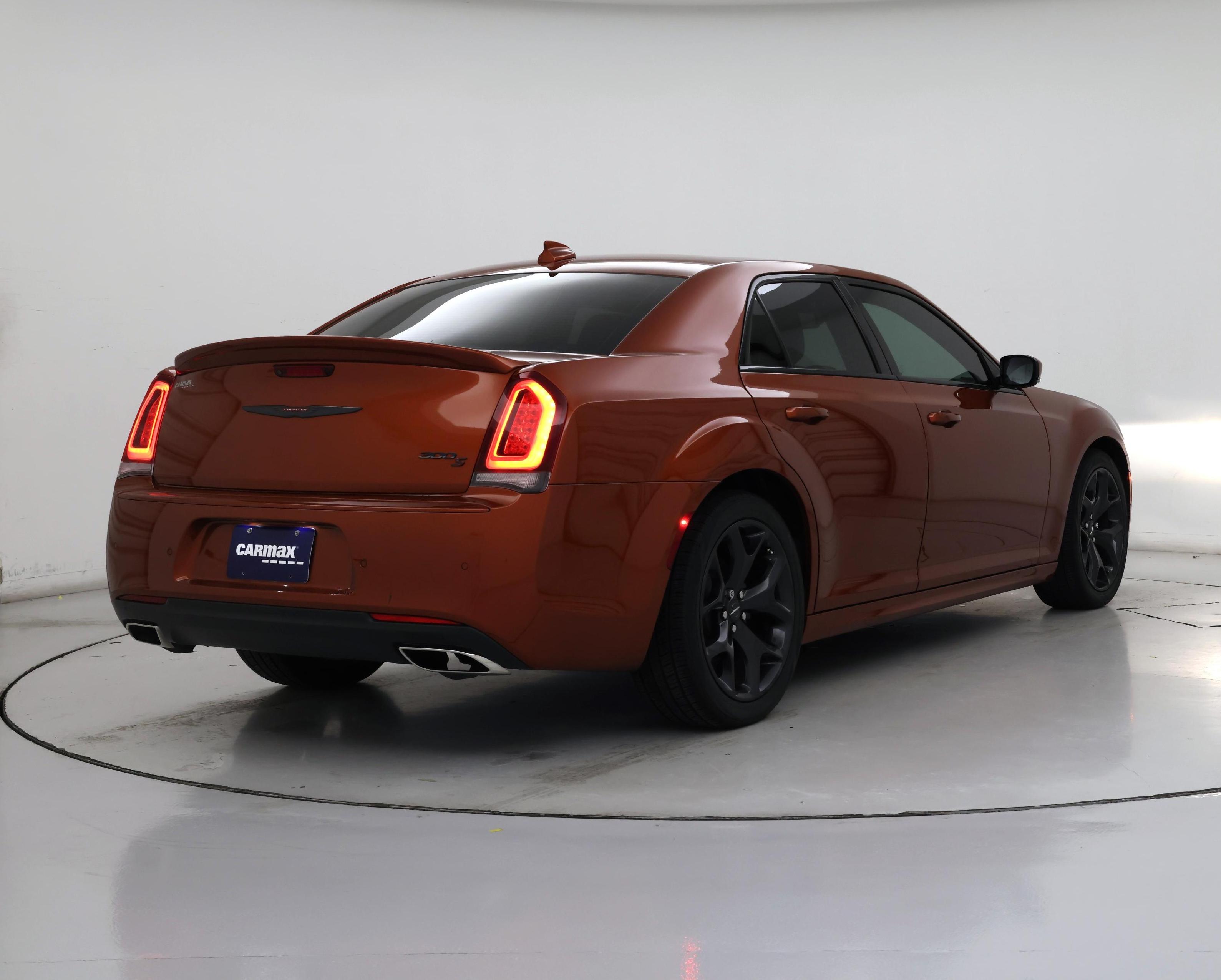 Thumbnail: 2021 Chrysler 300 - 8