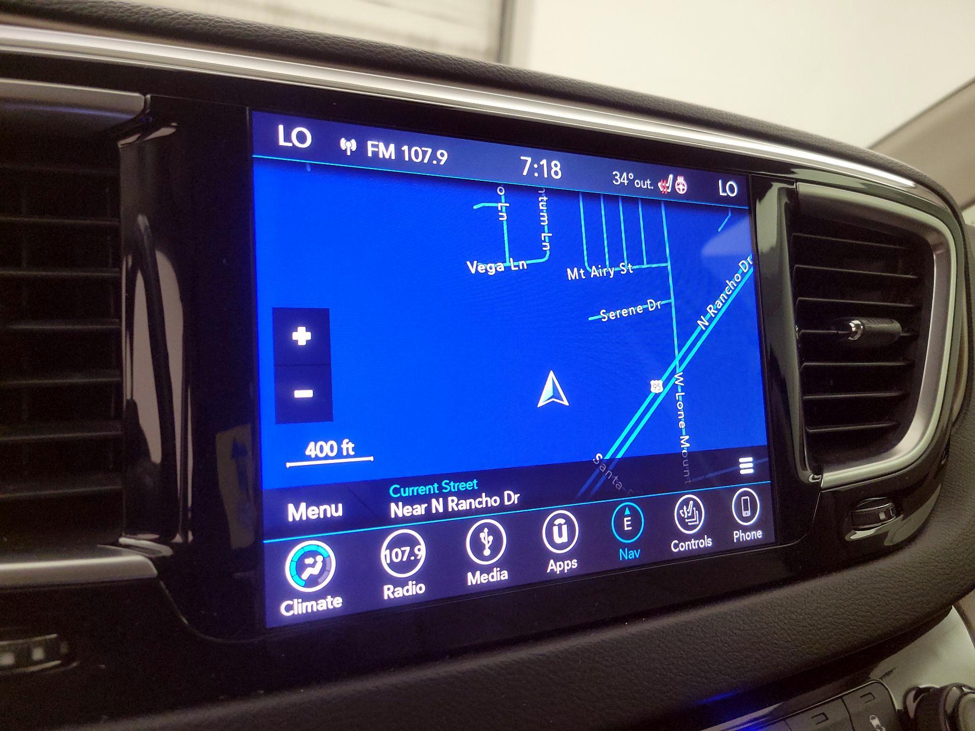 Thumbnail: 2018 Chrysler Pacifica - 14