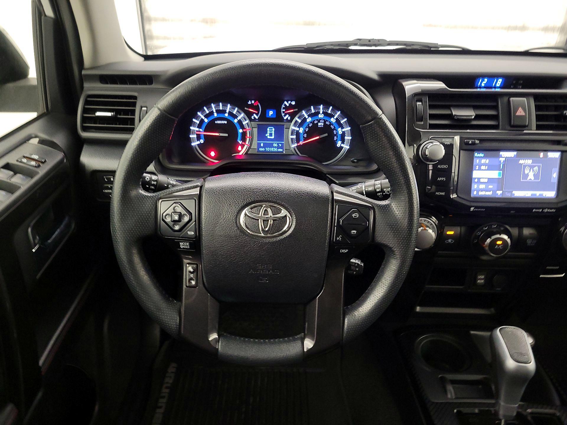 Thumbnail: 2019 Toyota 4Runner - 10