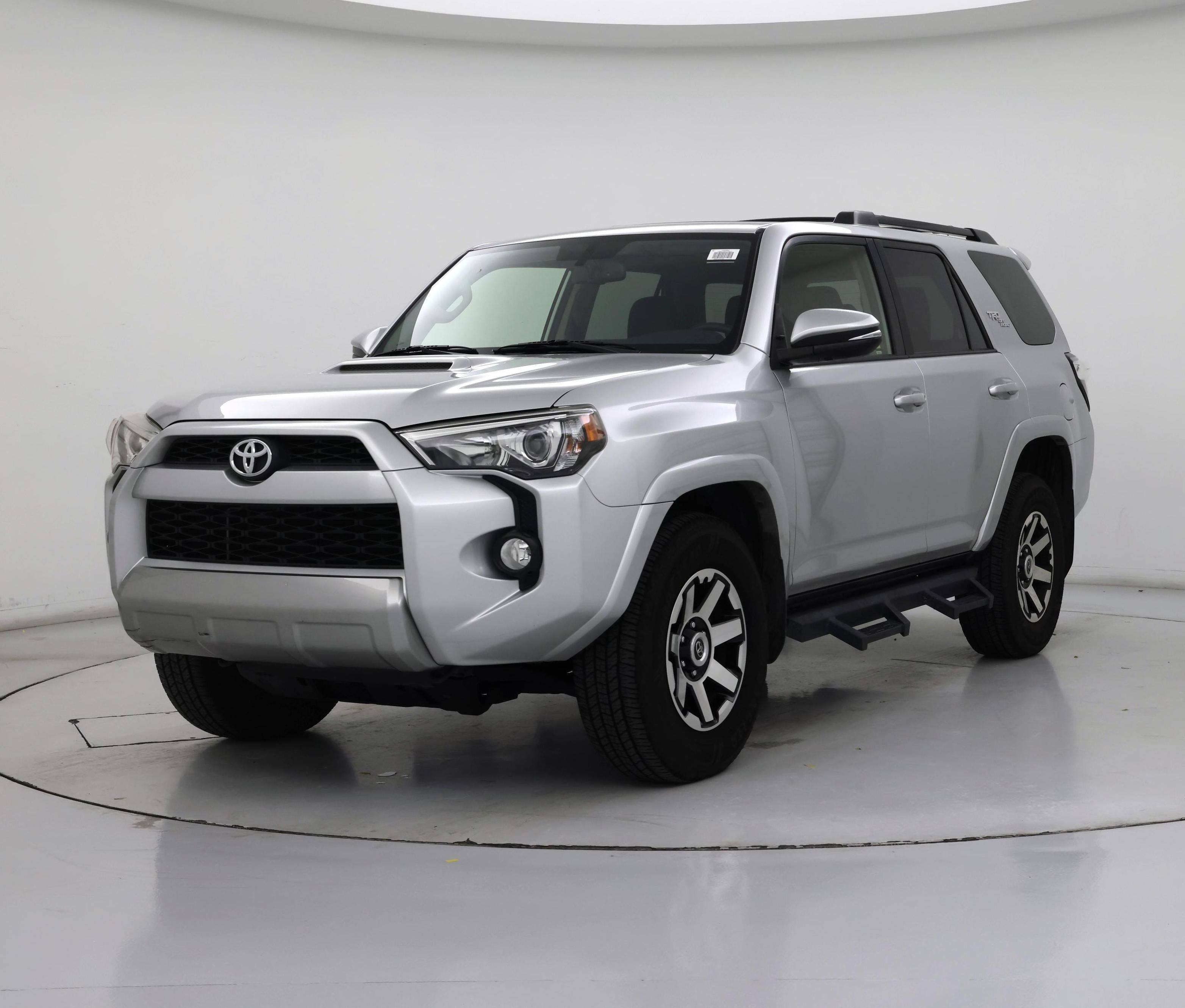 Thumbnail: 2019 Toyota 4Runner - 4