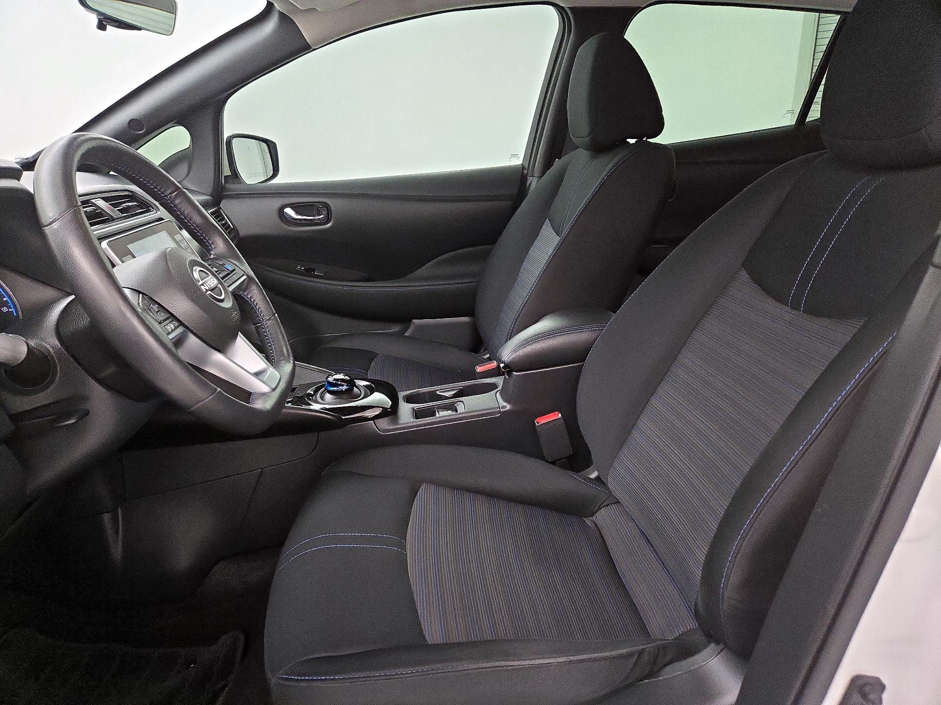 Thumbnail: 2023 Nissan Leaf - 11