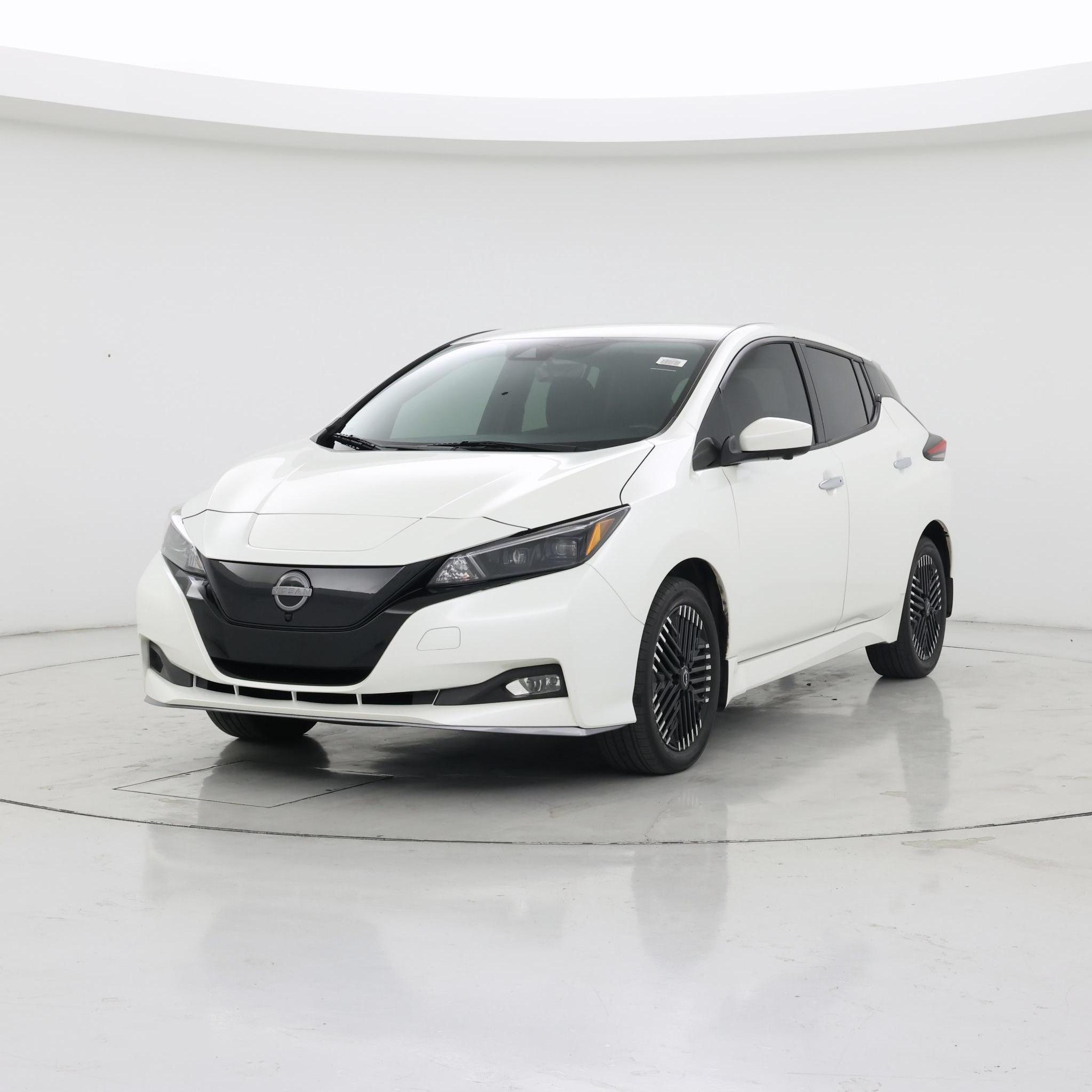 Thumbnail: 2023 Nissan Leaf - 4