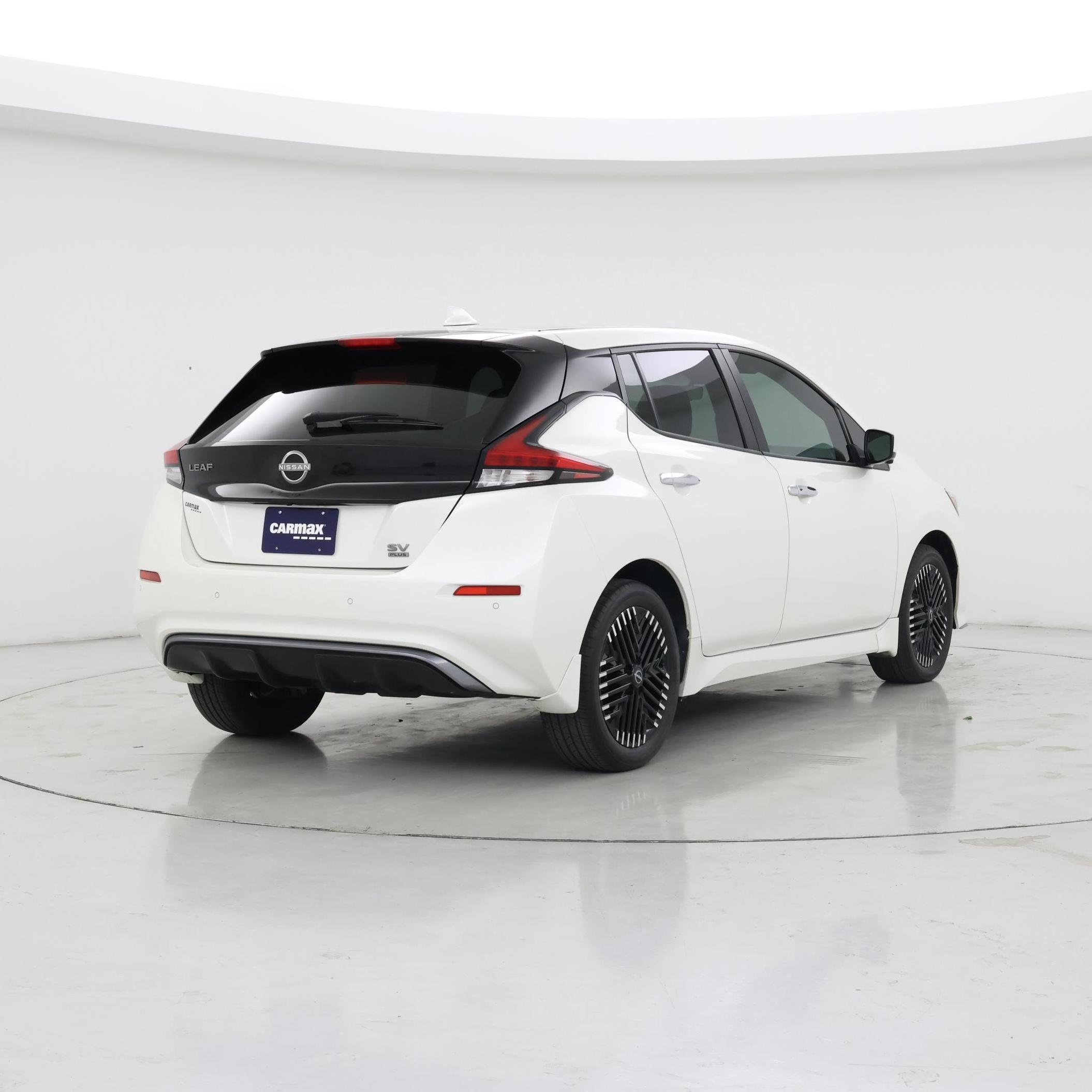 Thumbnail: 2023 Nissan Leaf - 8