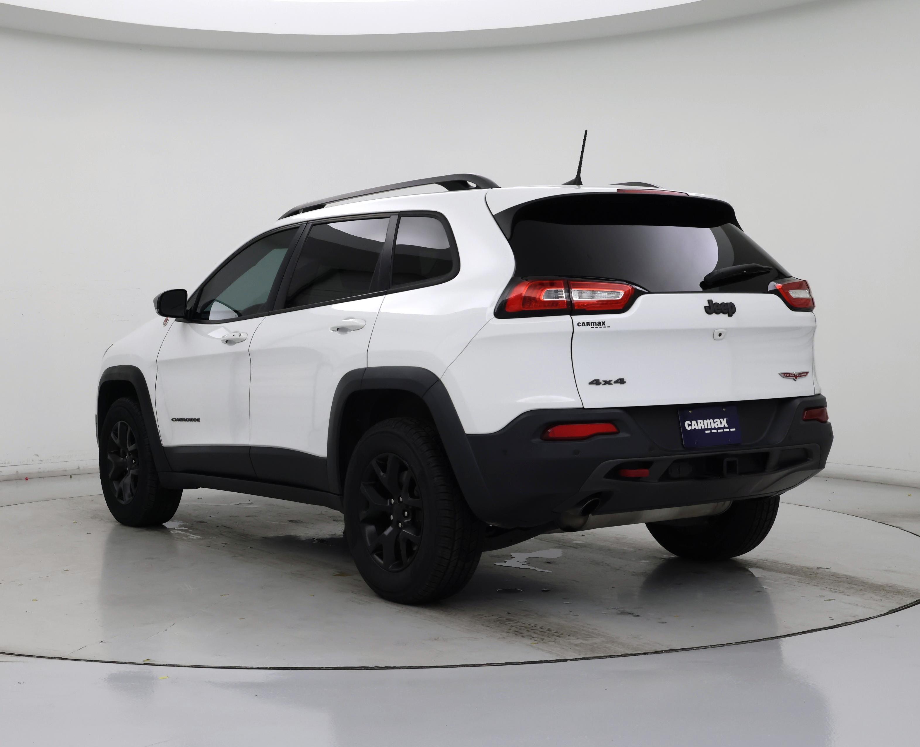 Thumbnail: 2017 Jeep Cherokee - 2