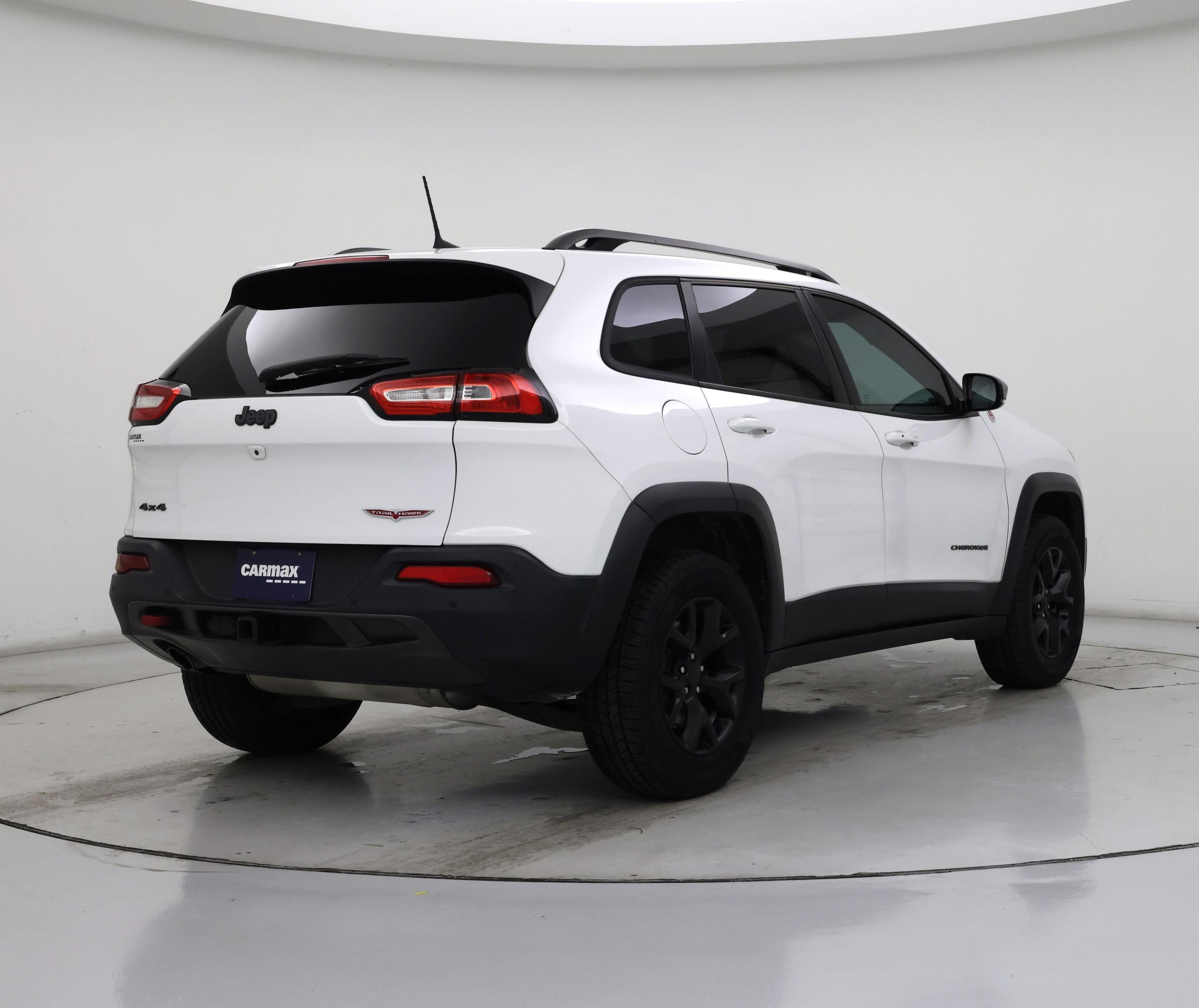 Thumbnail: 2017 Jeep Cherokee - 8