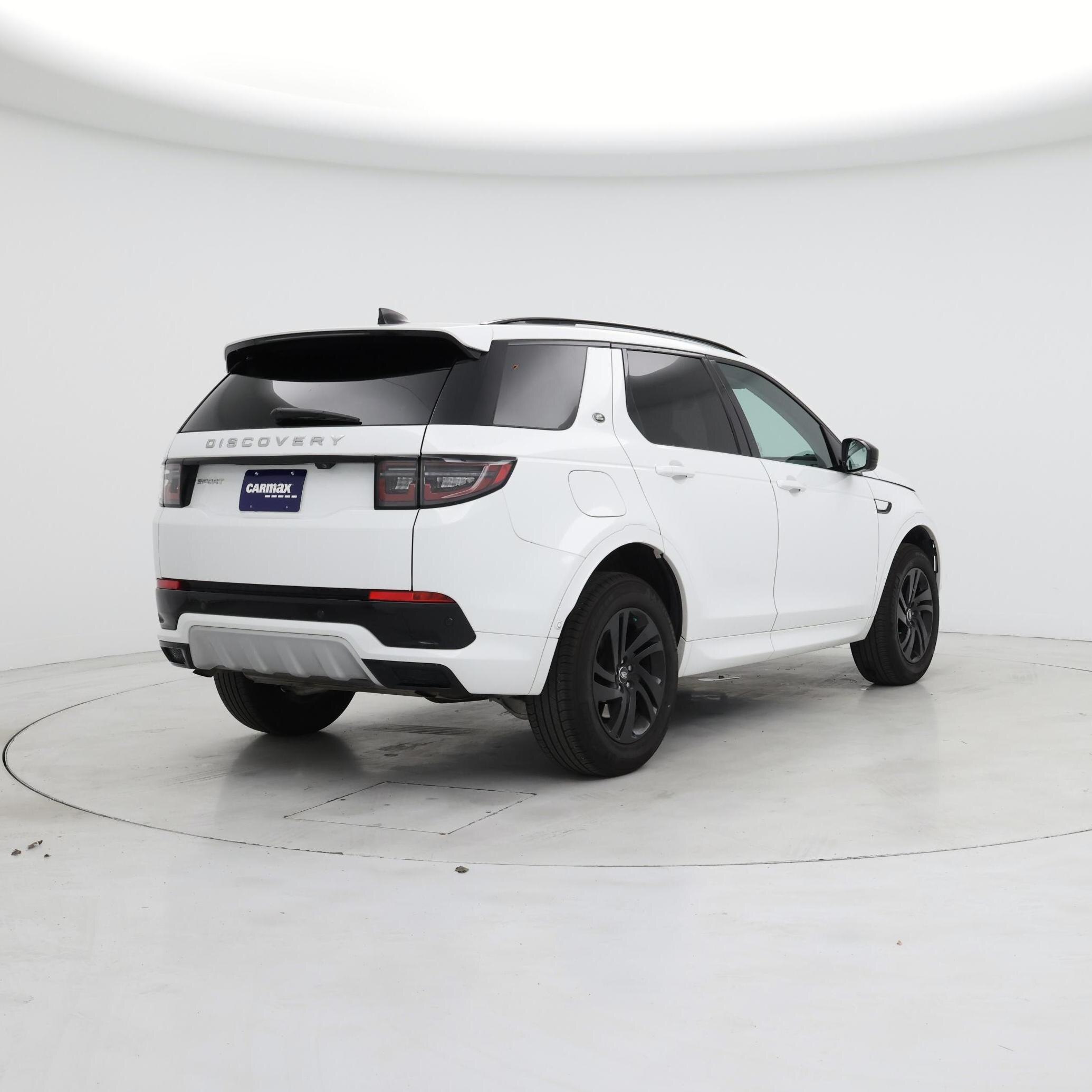 Thumbnail: 2024 Land Rover Discovery Sport - 8