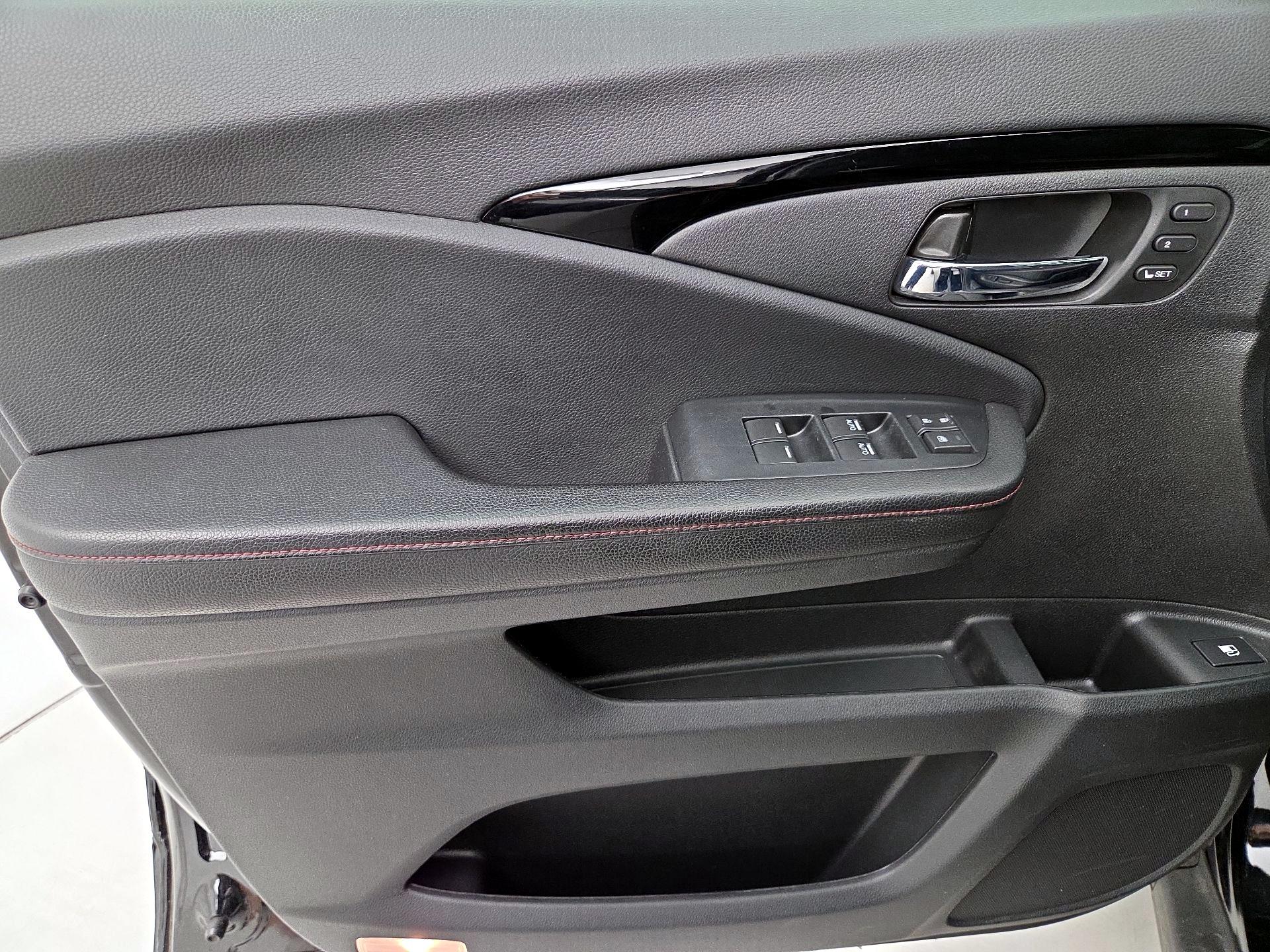 Thumbnail: 2020 Honda Ridgeline - 12