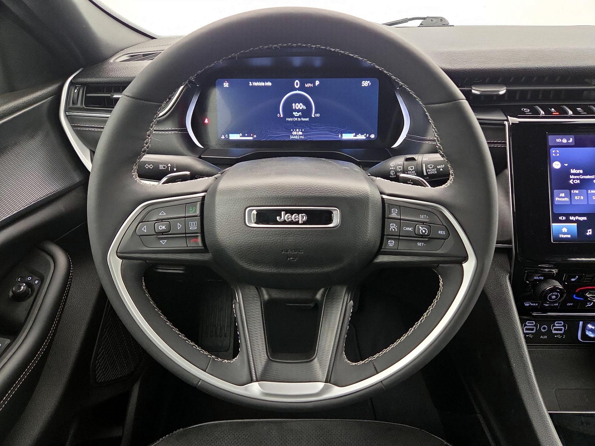 Thumbnail: 2024 Jeep Grand Cherokee - 10