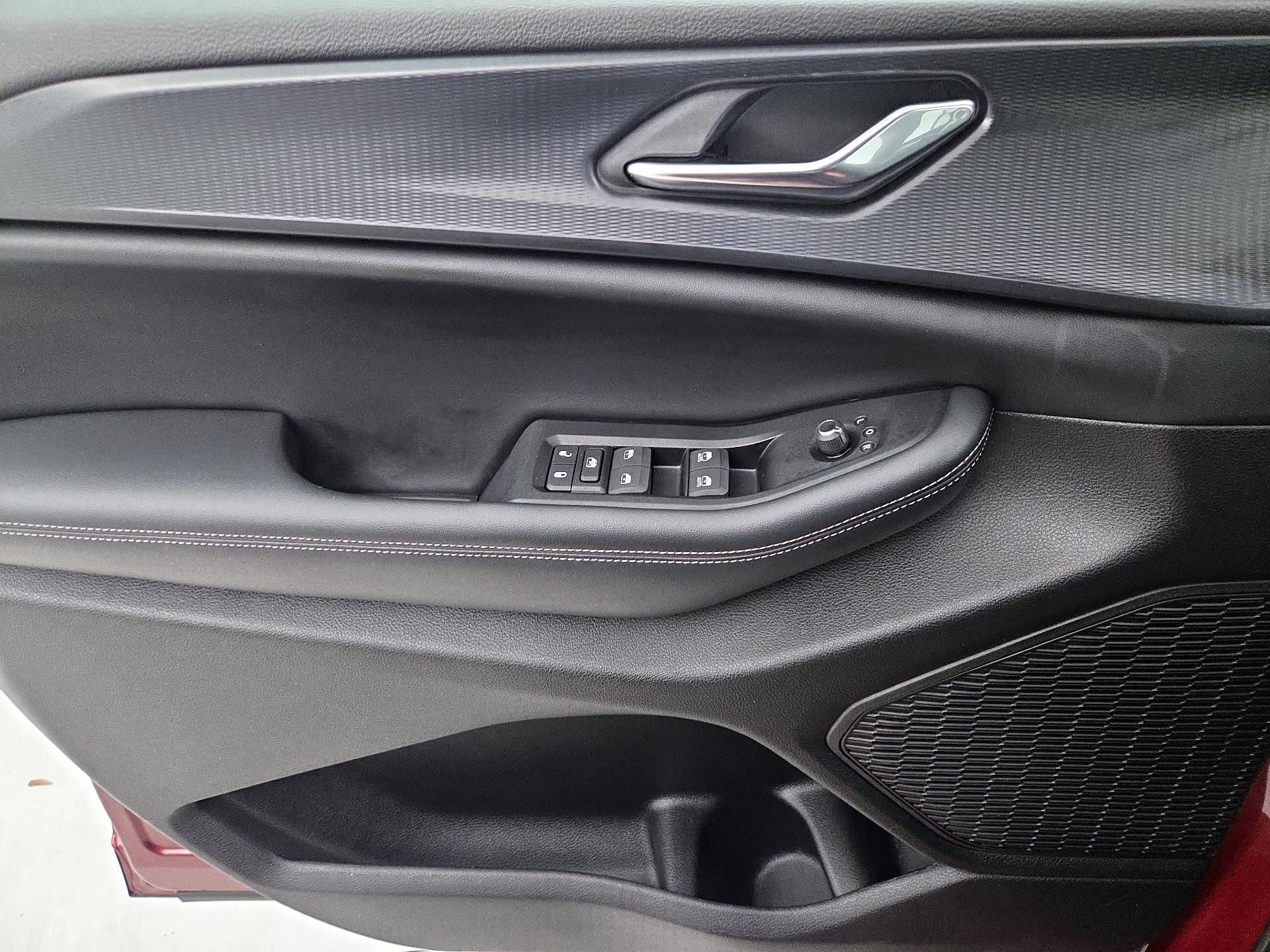 Thumbnail: 2024 Jeep Grand Cherokee - 12