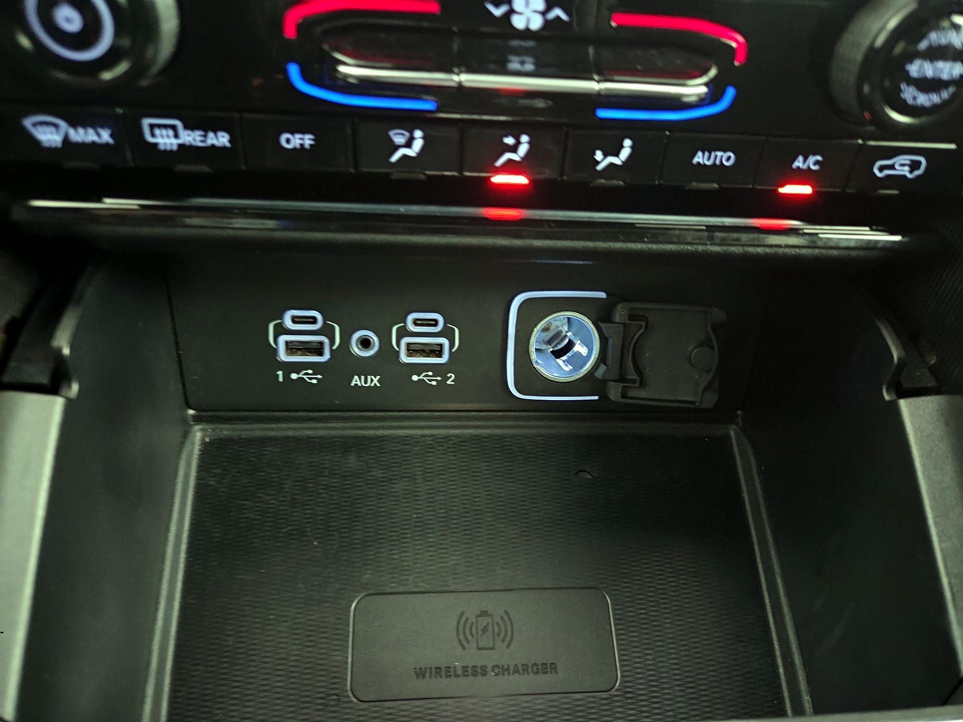 Thumbnail: 2024 Jeep Grand Cherokee - 18