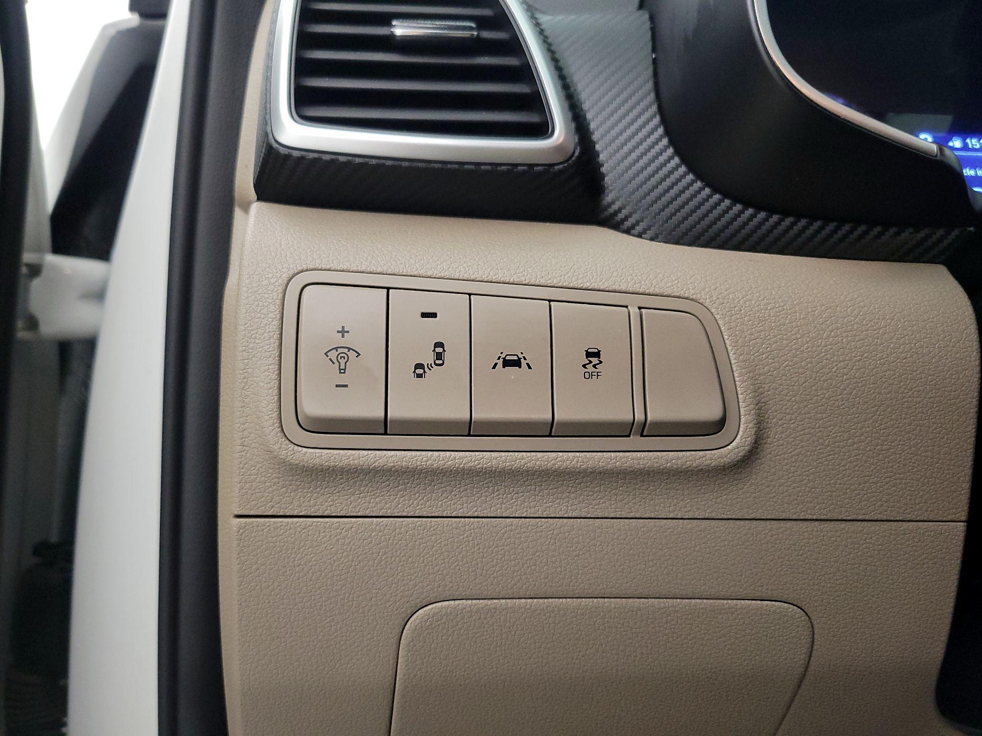 Thumbnail: 2020 Hyundai Tucson - 13