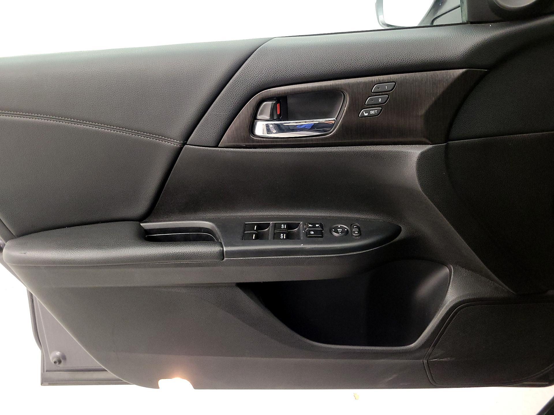 Thumbnail: 2014 Honda Accord - 12