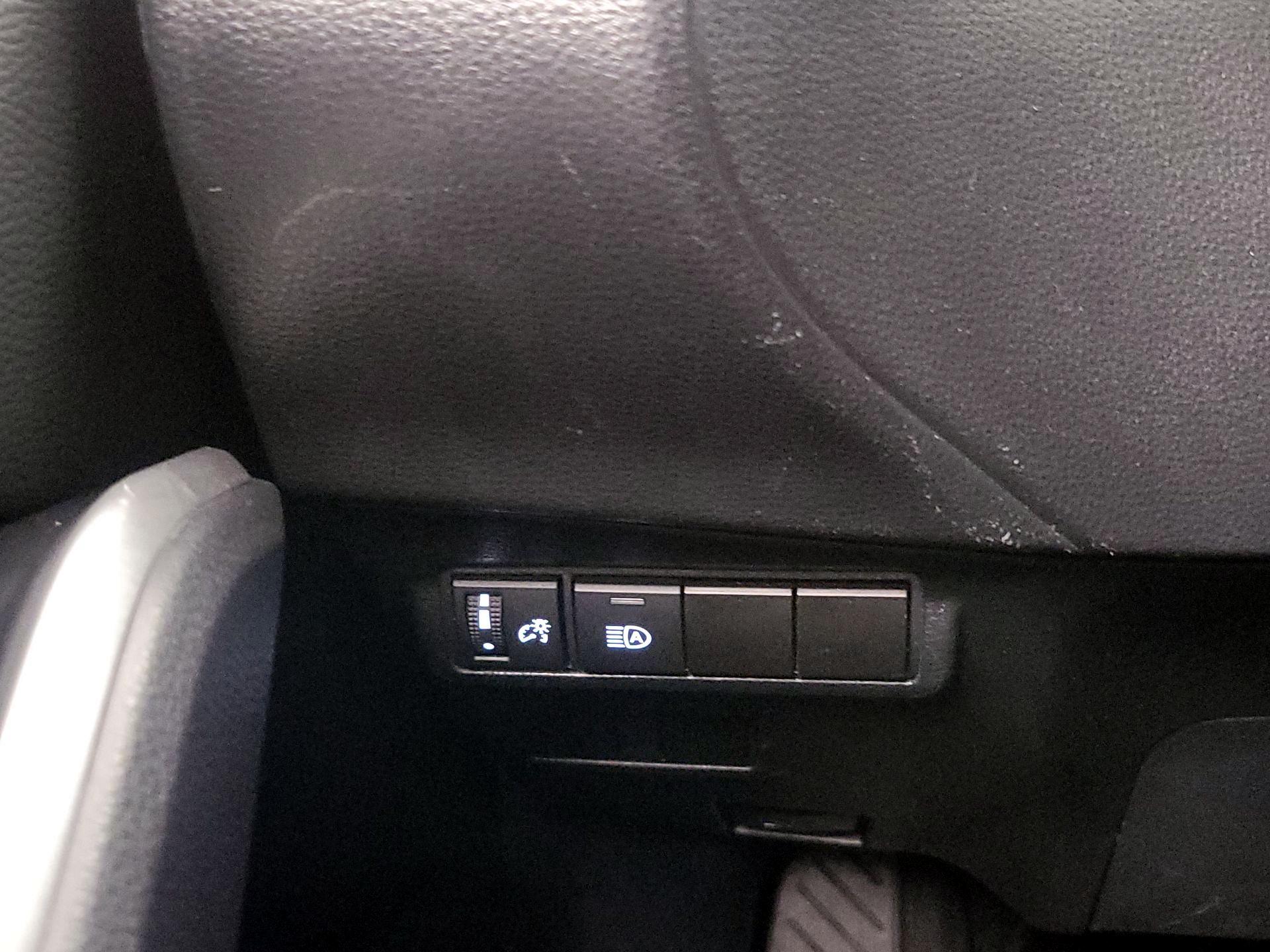 Thumbnail: 2023 Toyota Corolla Cross - 13