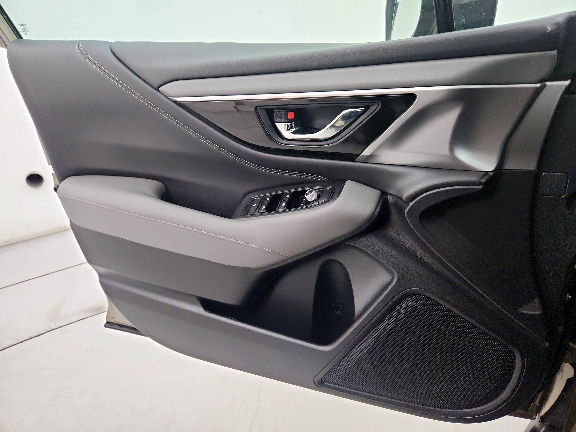 Thumbnail: 2020 Subaru Outback - 12