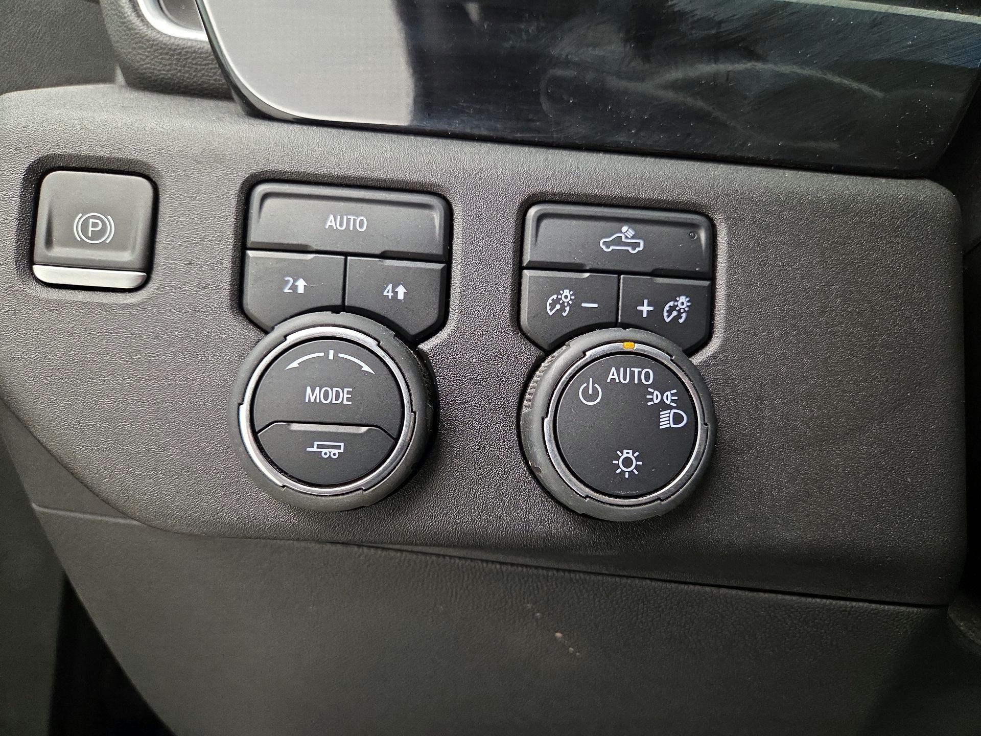 Thumbnail: 2023 Chevrolet Silverado 1500 - 13