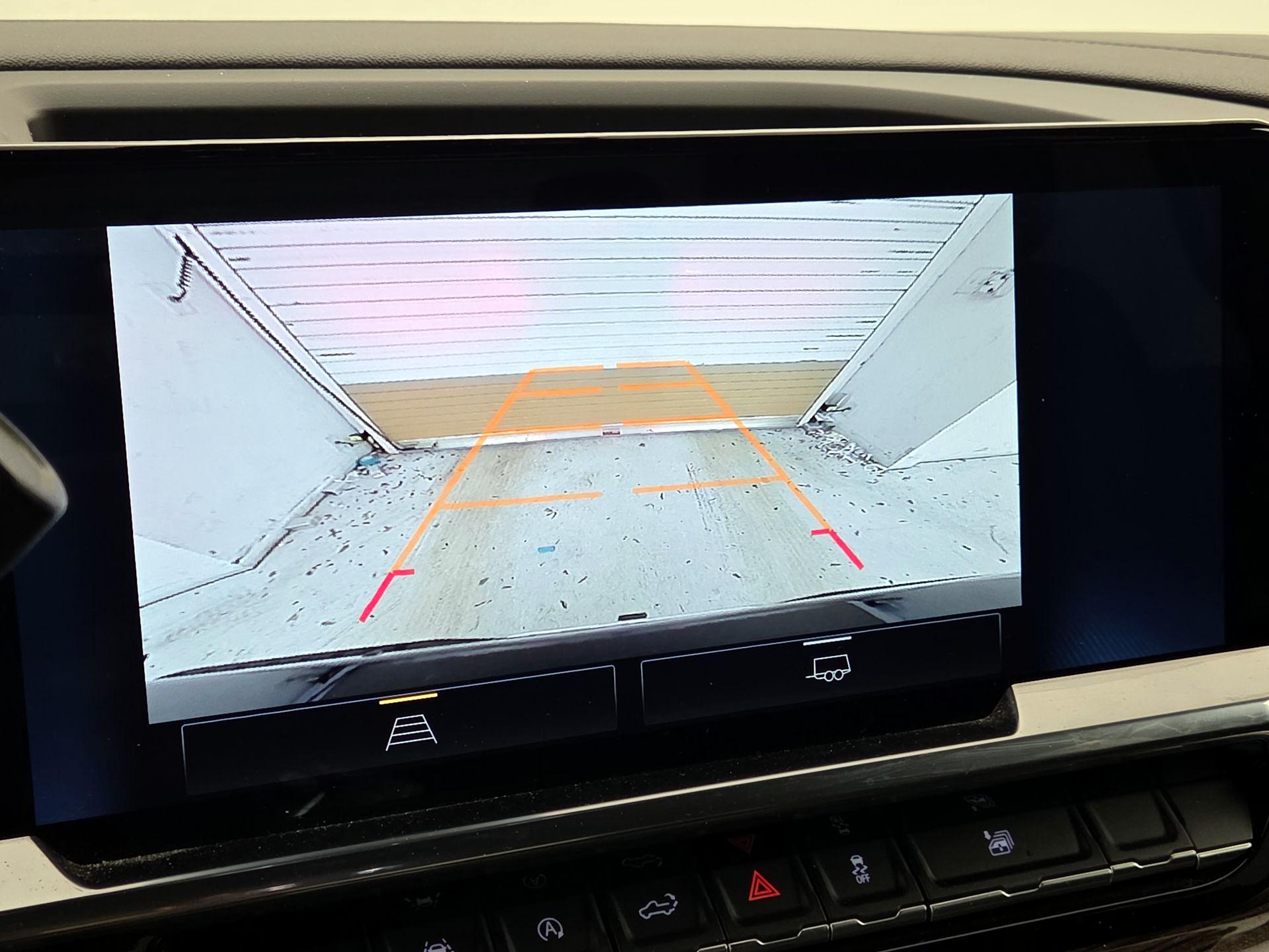 Thumbnail: 2023 Chevrolet Silverado 1500 - 14