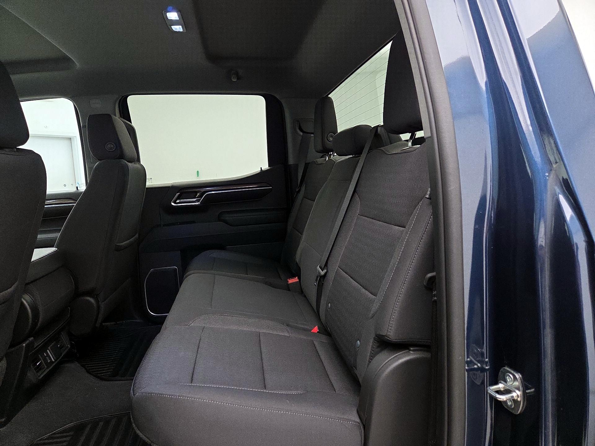 Thumbnail: 2023 Chevrolet Silverado 1500 - 19