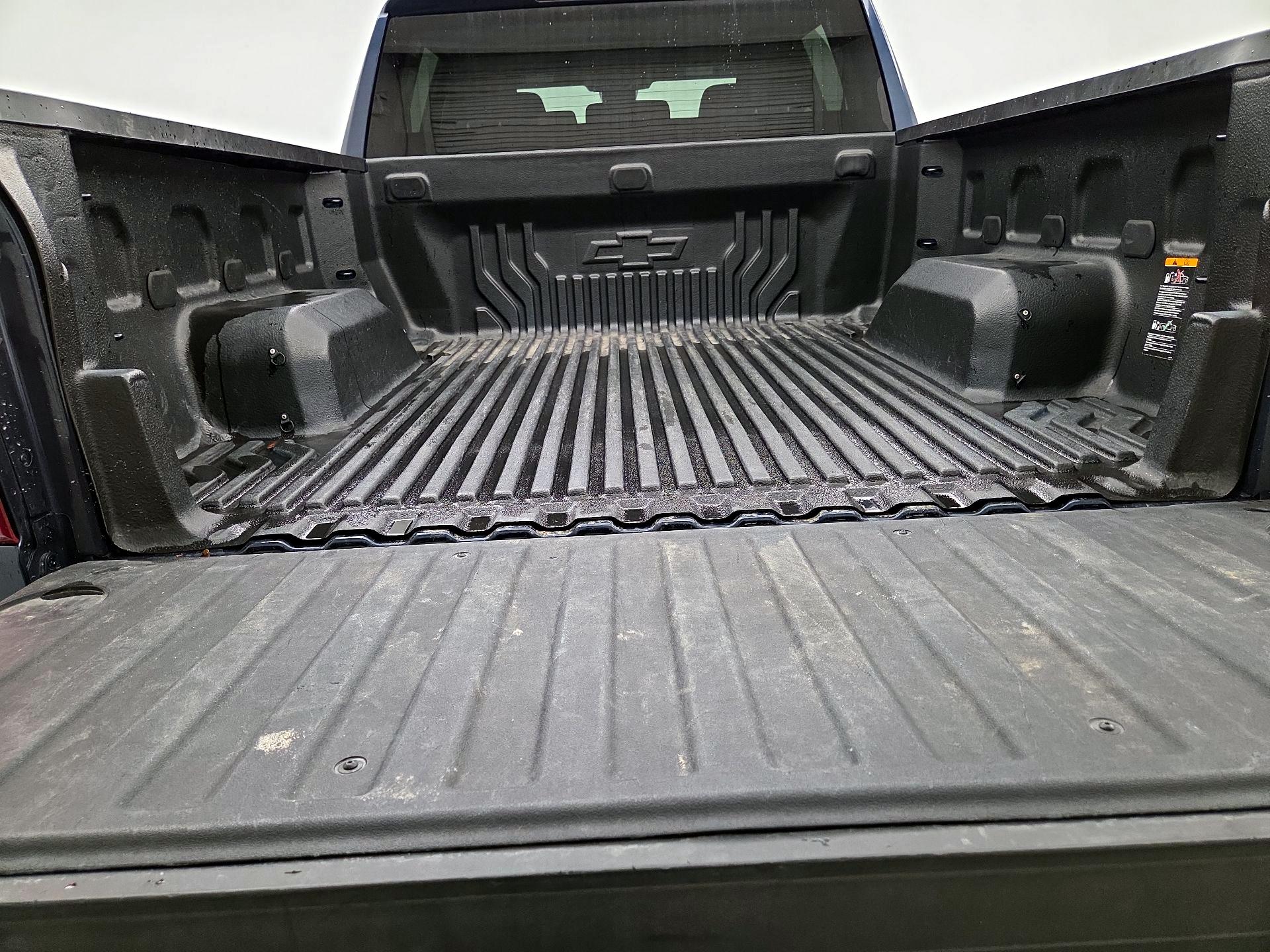 Thumbnail: 2023 Chevrolet Silverado 1500 - 20