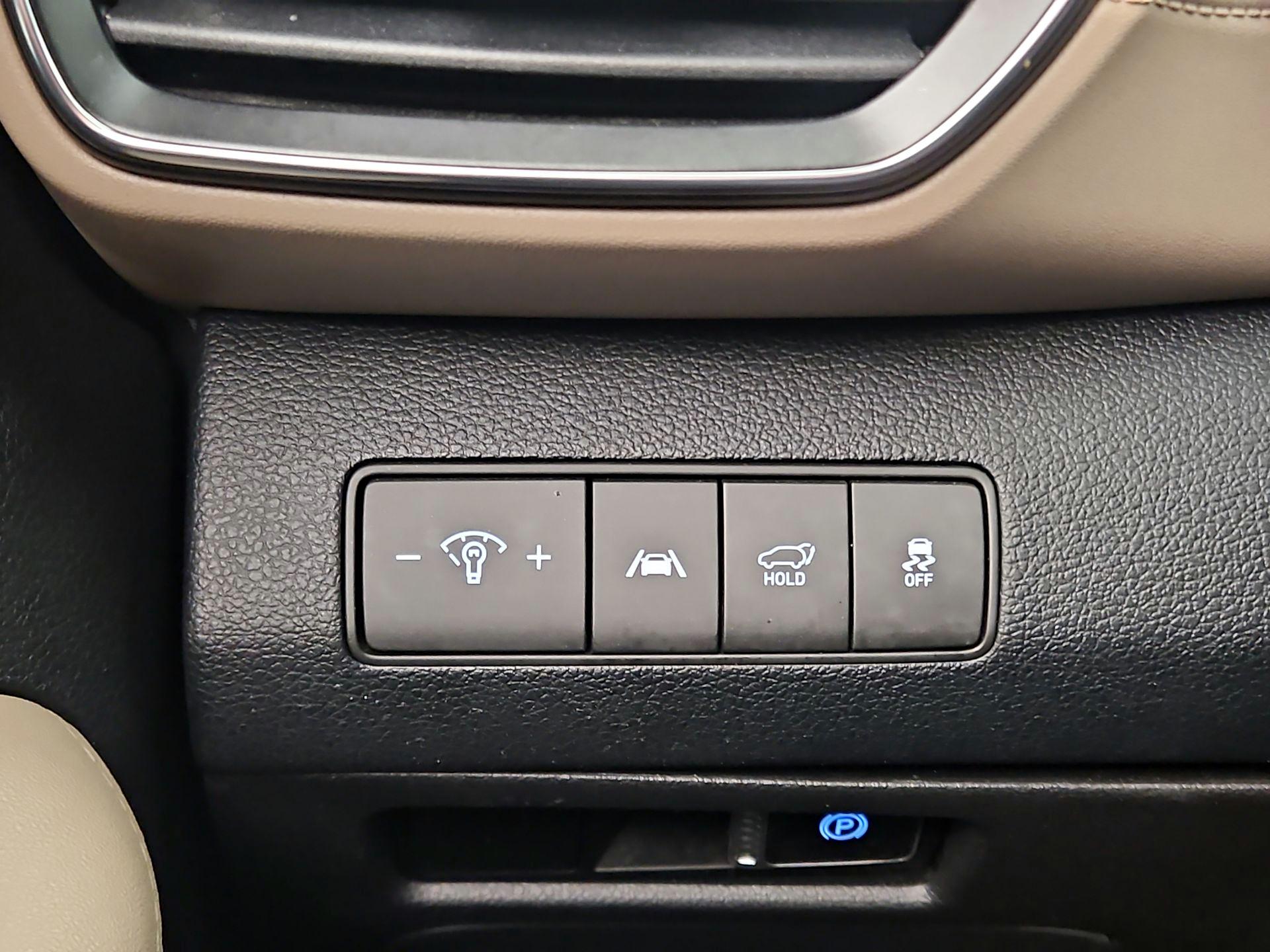 Thumbnail: 2023 Hyundai Santa Fe - 13