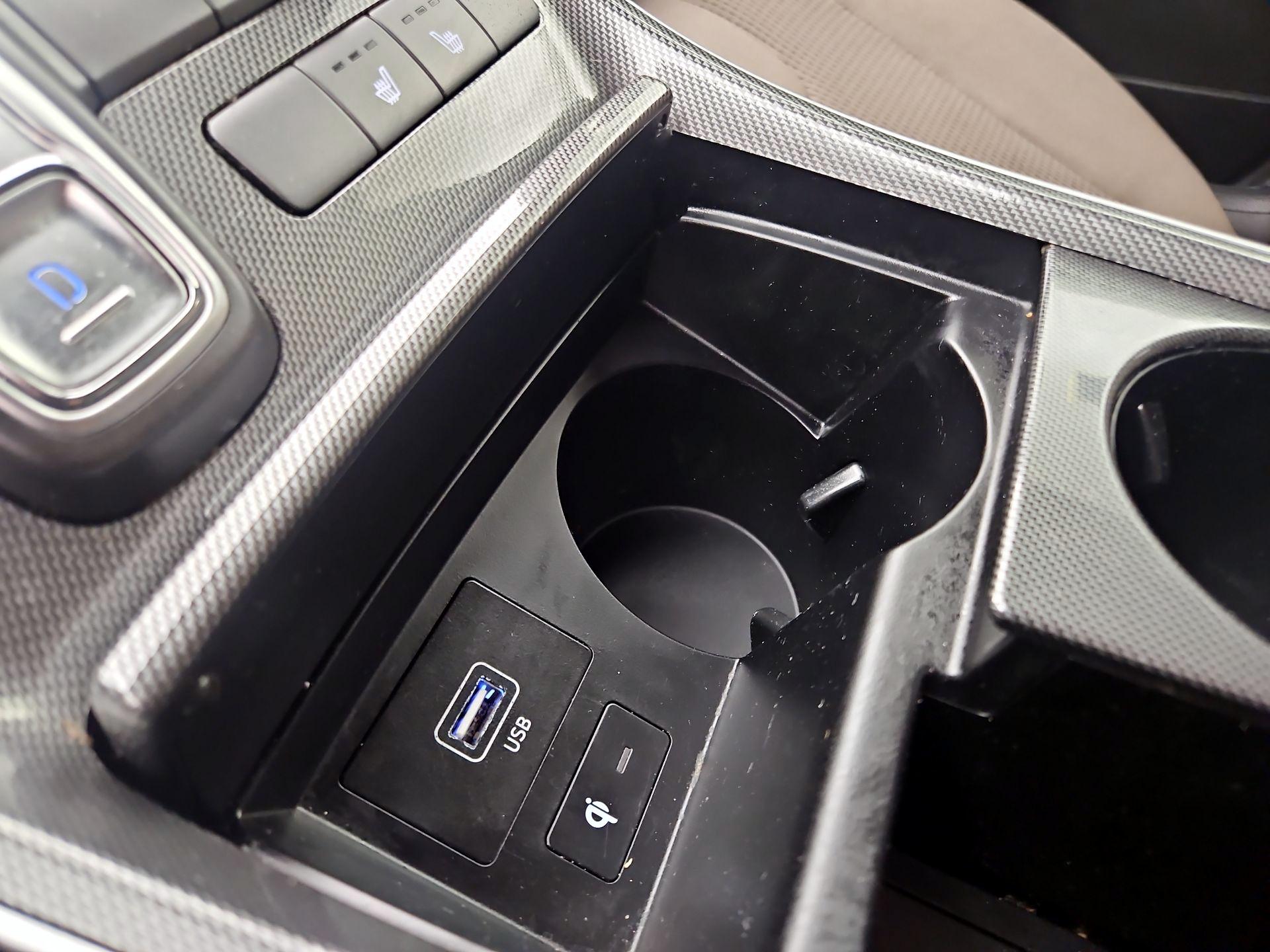 Thumbnail: 2023 Hyundai Santa Fe - 19