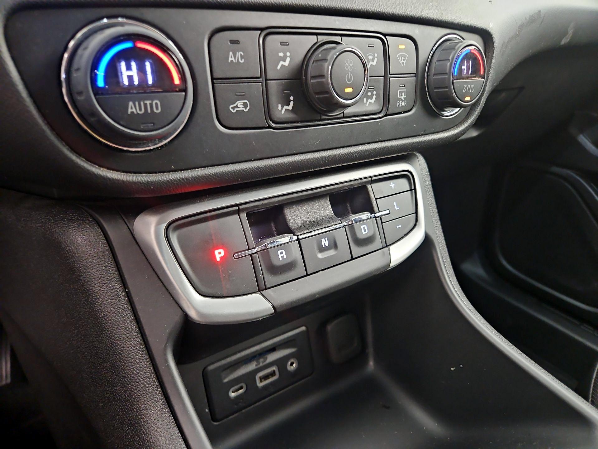 Thumbnail: 2024 GMC Terrain - 17