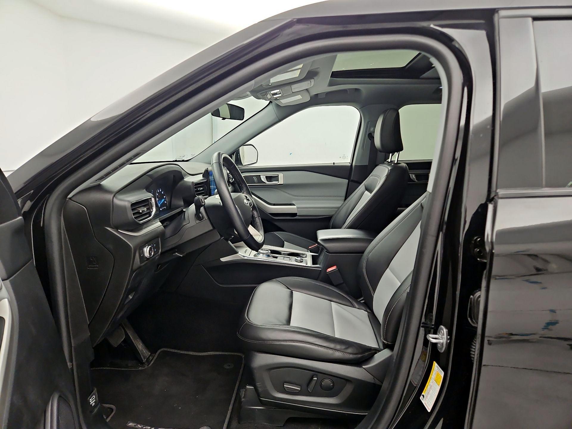 Thumbnail: 2022 Ford Explorer - 11