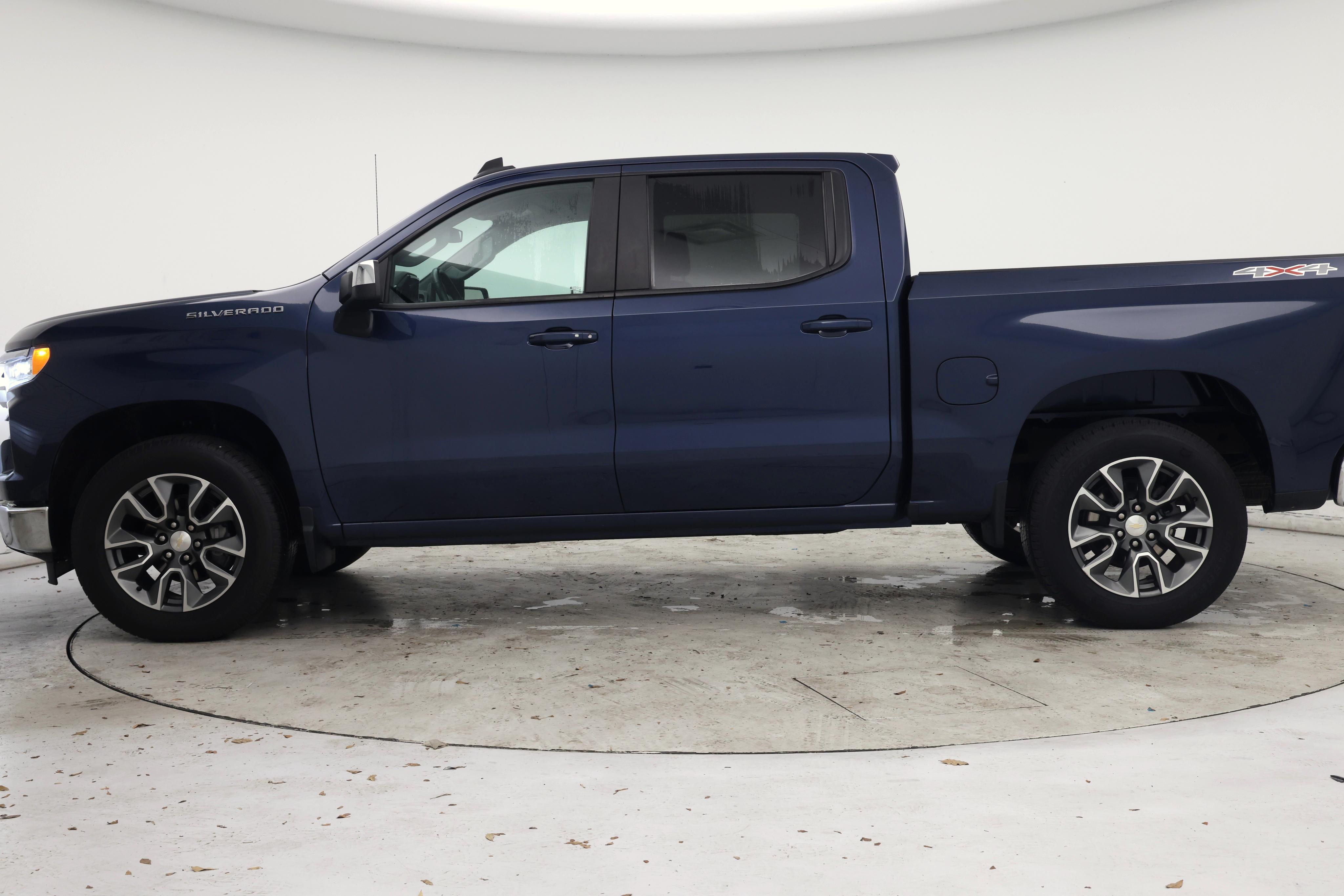 Thumbnail: 2023 Chevrolet Silverado 1500 - 3