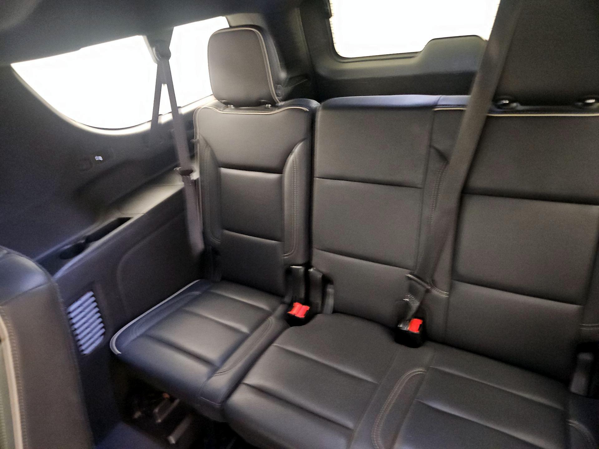 Thumbnail: 2023 Chevrolet Suburban - 20